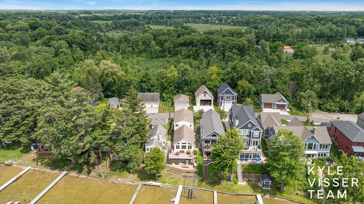 7007 Goldenrod Avenue NE Rockford MI 49341