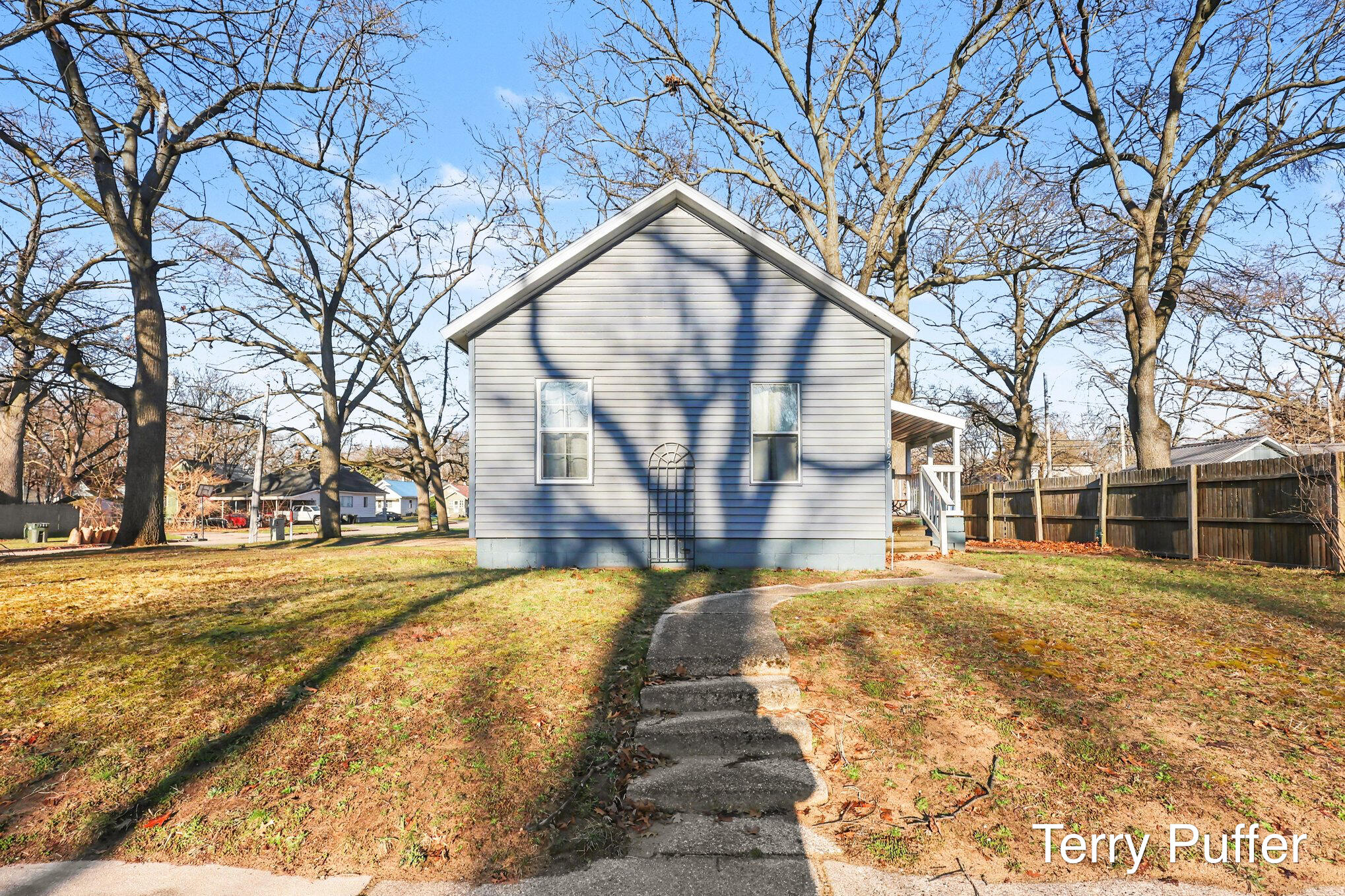 1653 Mcilwraith Street Muskegon MI 49442