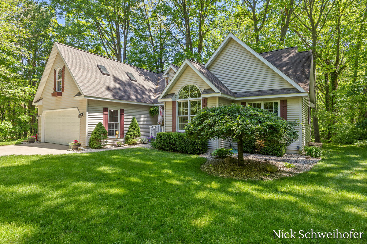 5932 Wilderness Trail Hamilton MI 49419