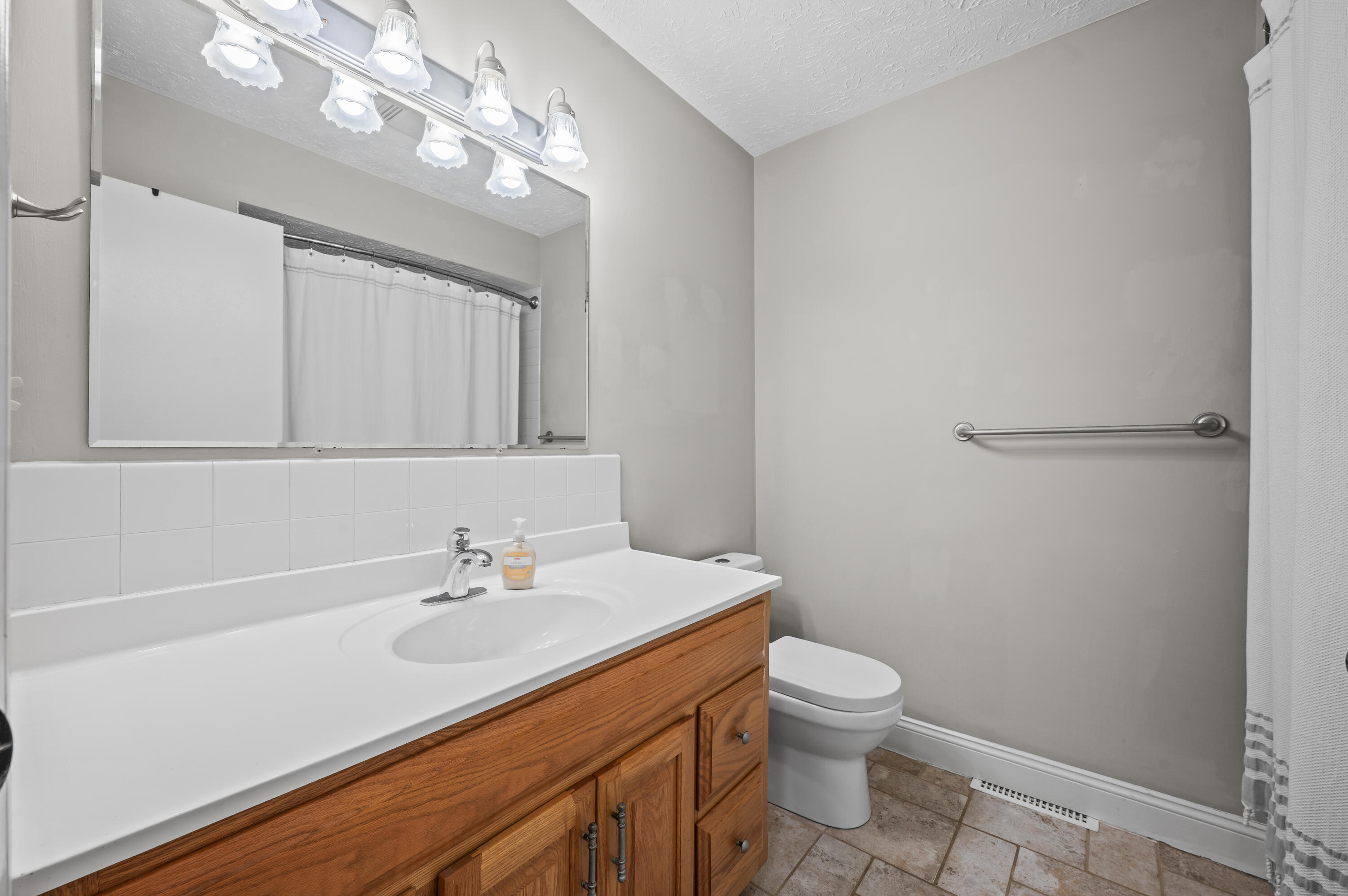 1710 Redwood Drive Stevensville MI 49127