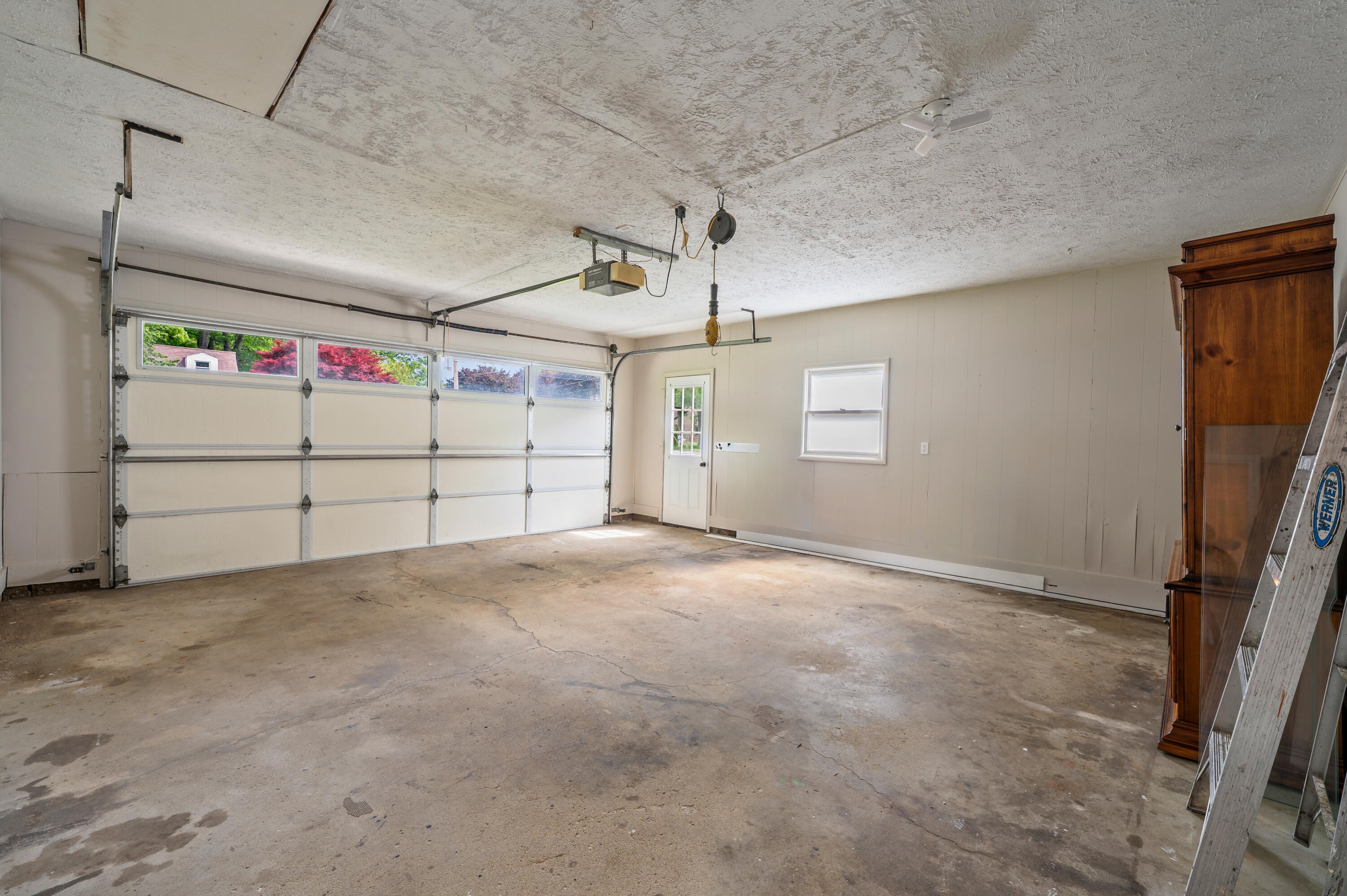 1710 Redwood Drive Stevensville MI 49127