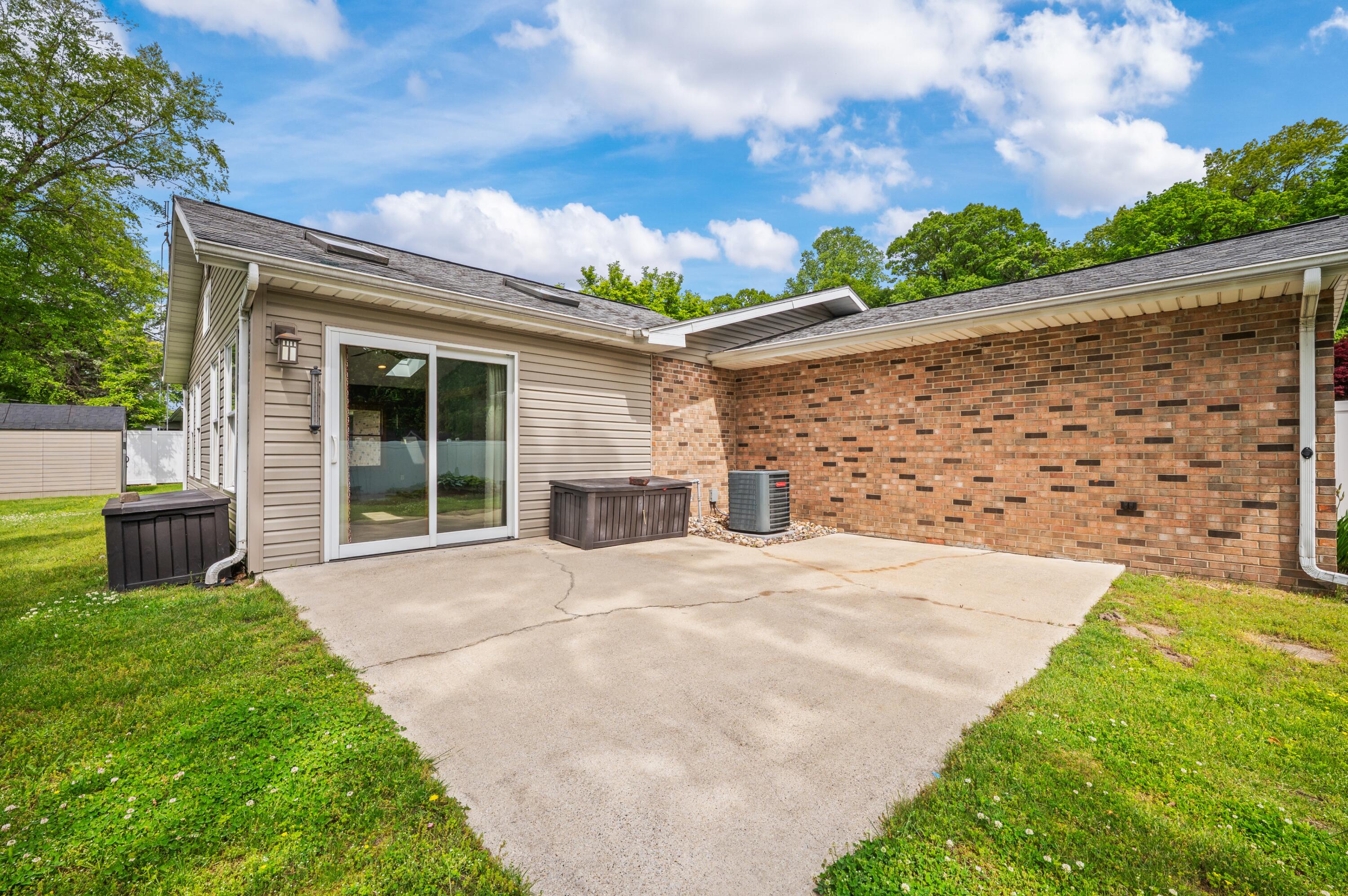 1710 Redwood Drive Stevensville MI 49127