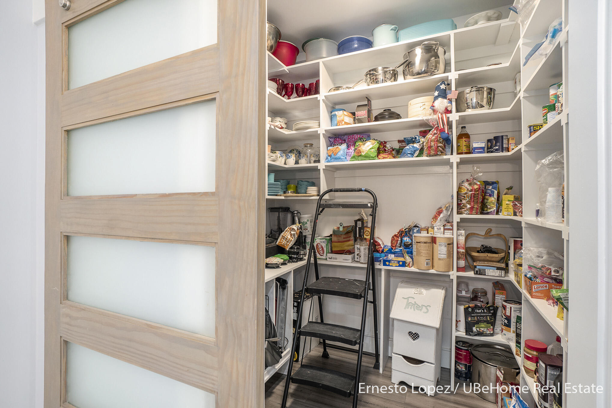 6467 118th Avenue Fennville MI 49408