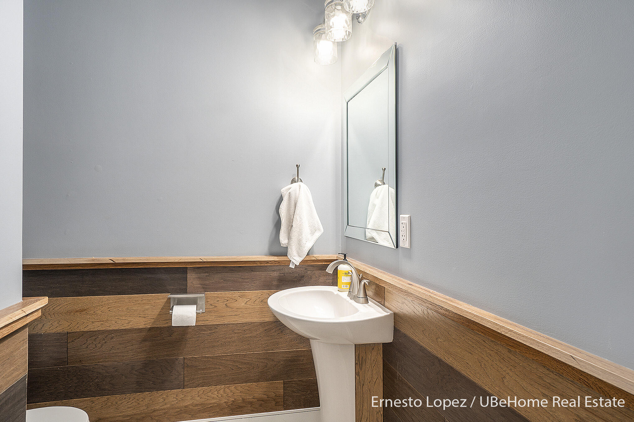 6467 118th Avenue Fennville MI 49408