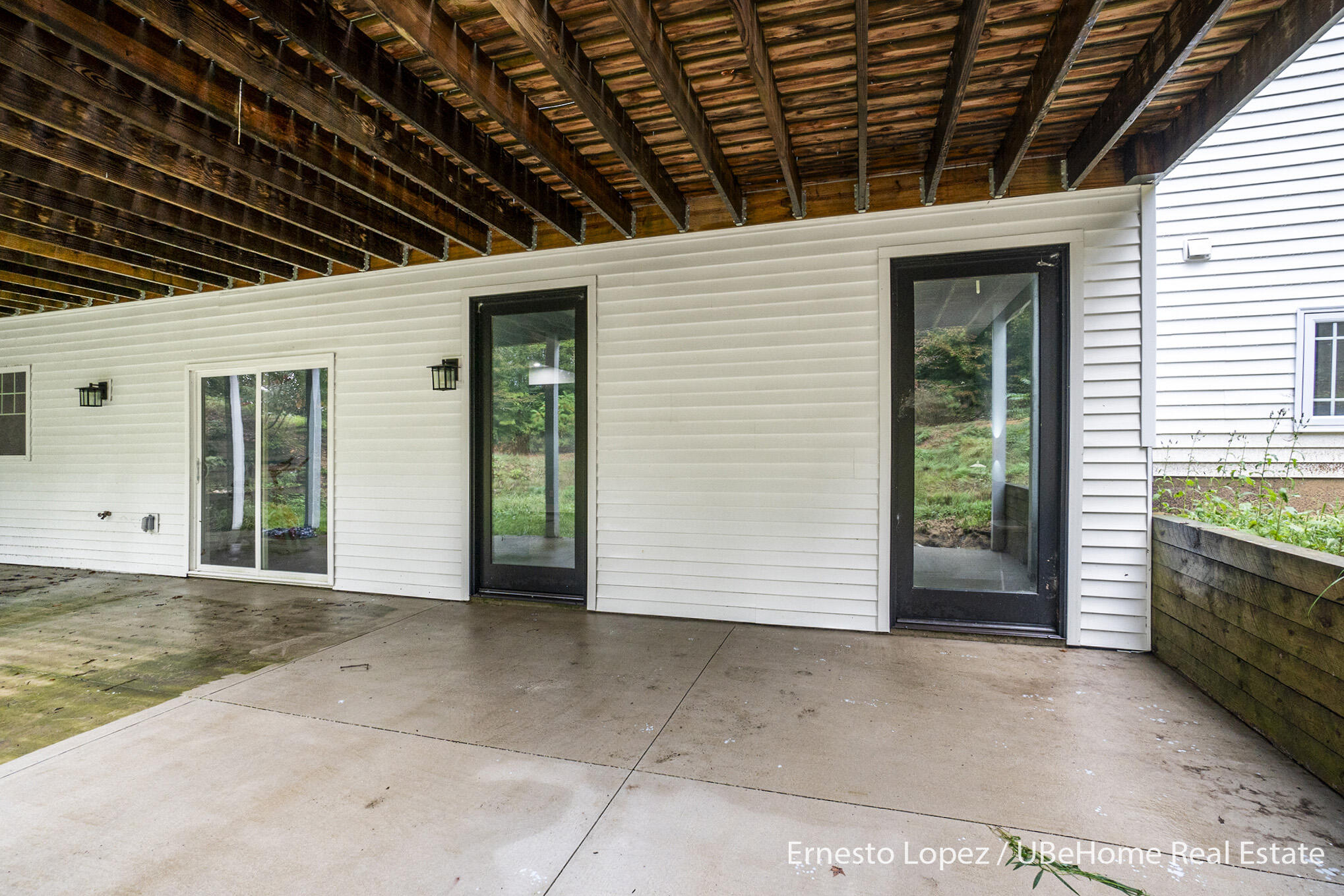 6467 118th Avenue Fennville MI 49408