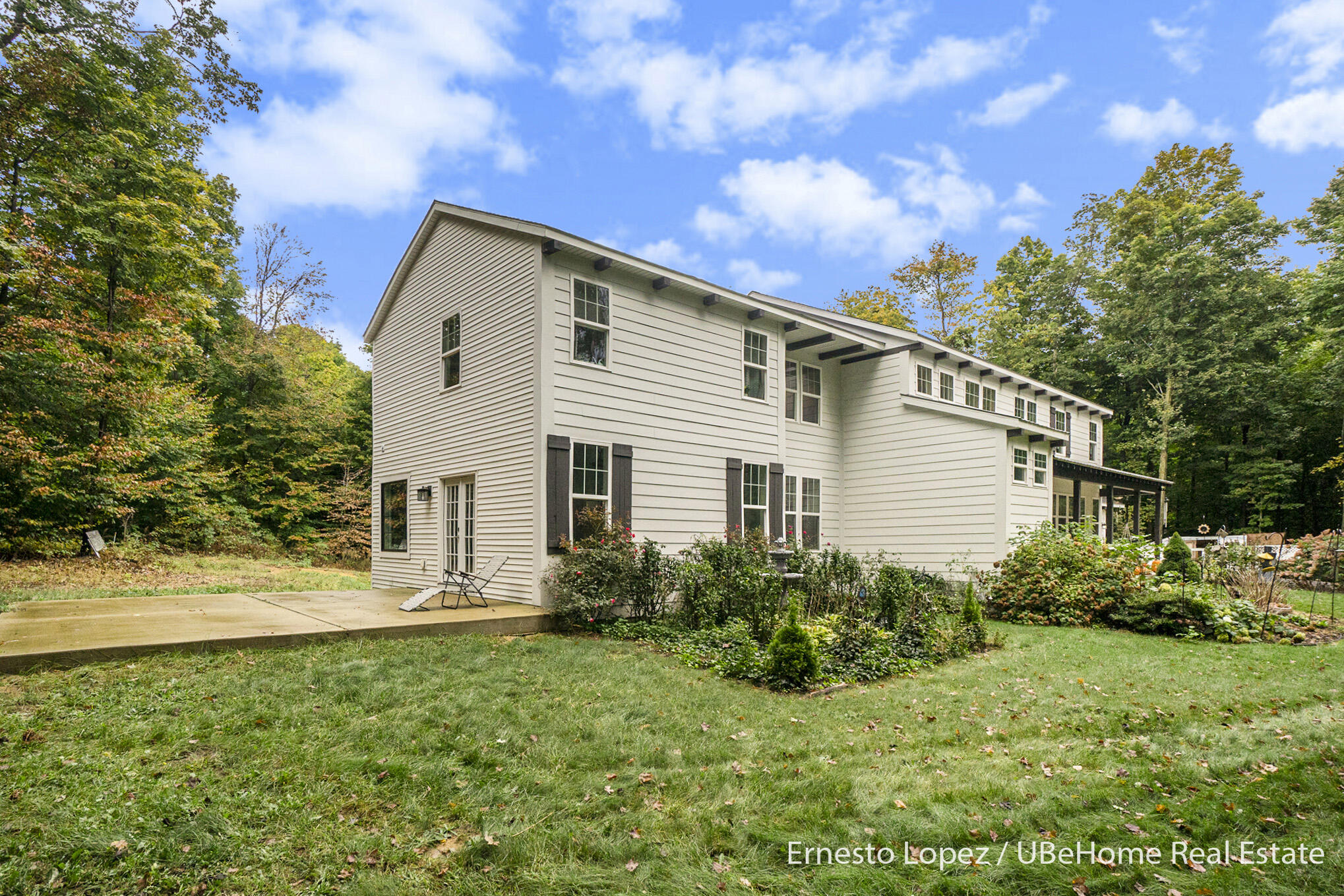 6467 118th Avenue Fennville MI 49408