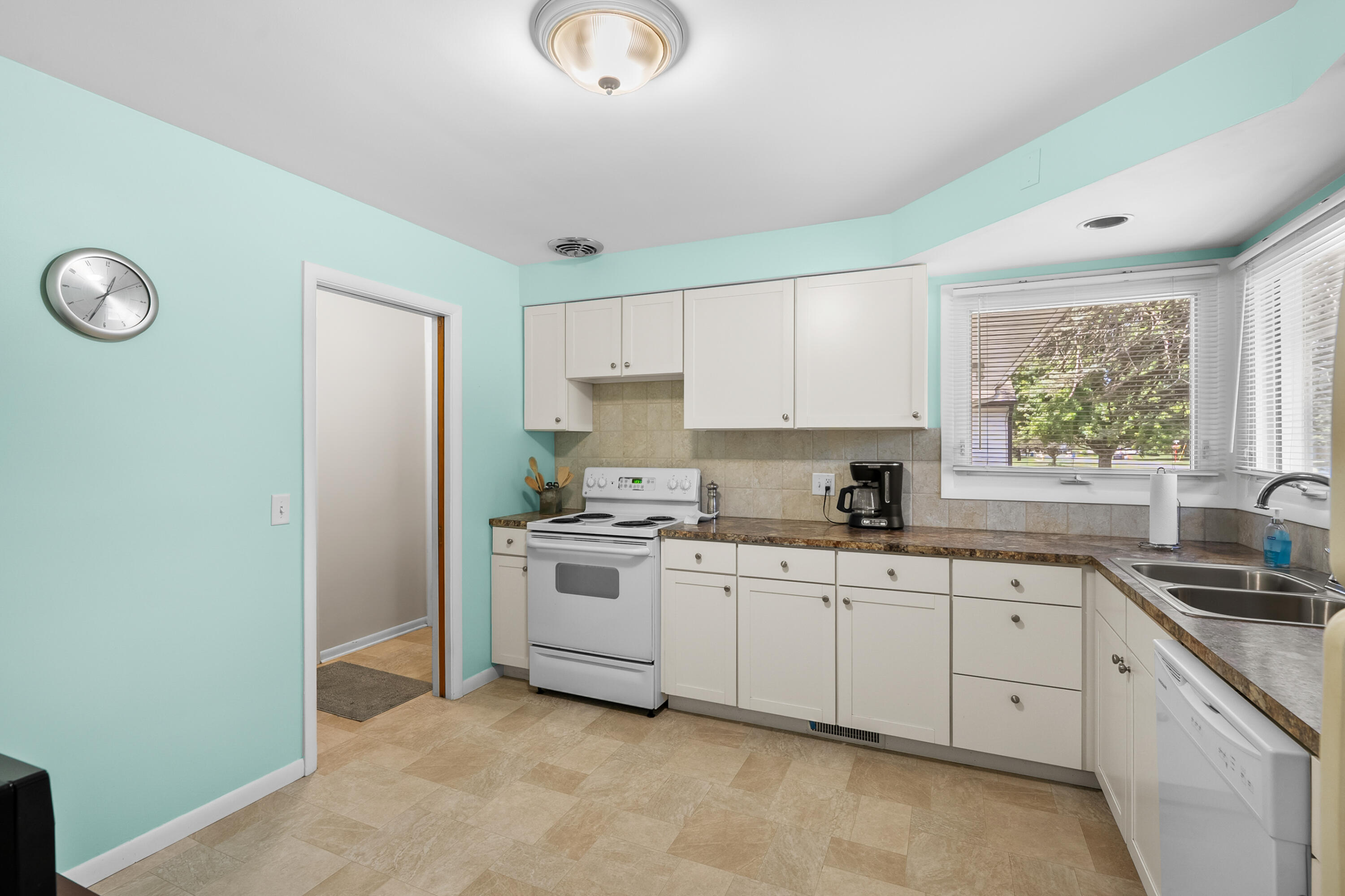 3225 Cranbrook Avenue Kalamazoo MI 49006