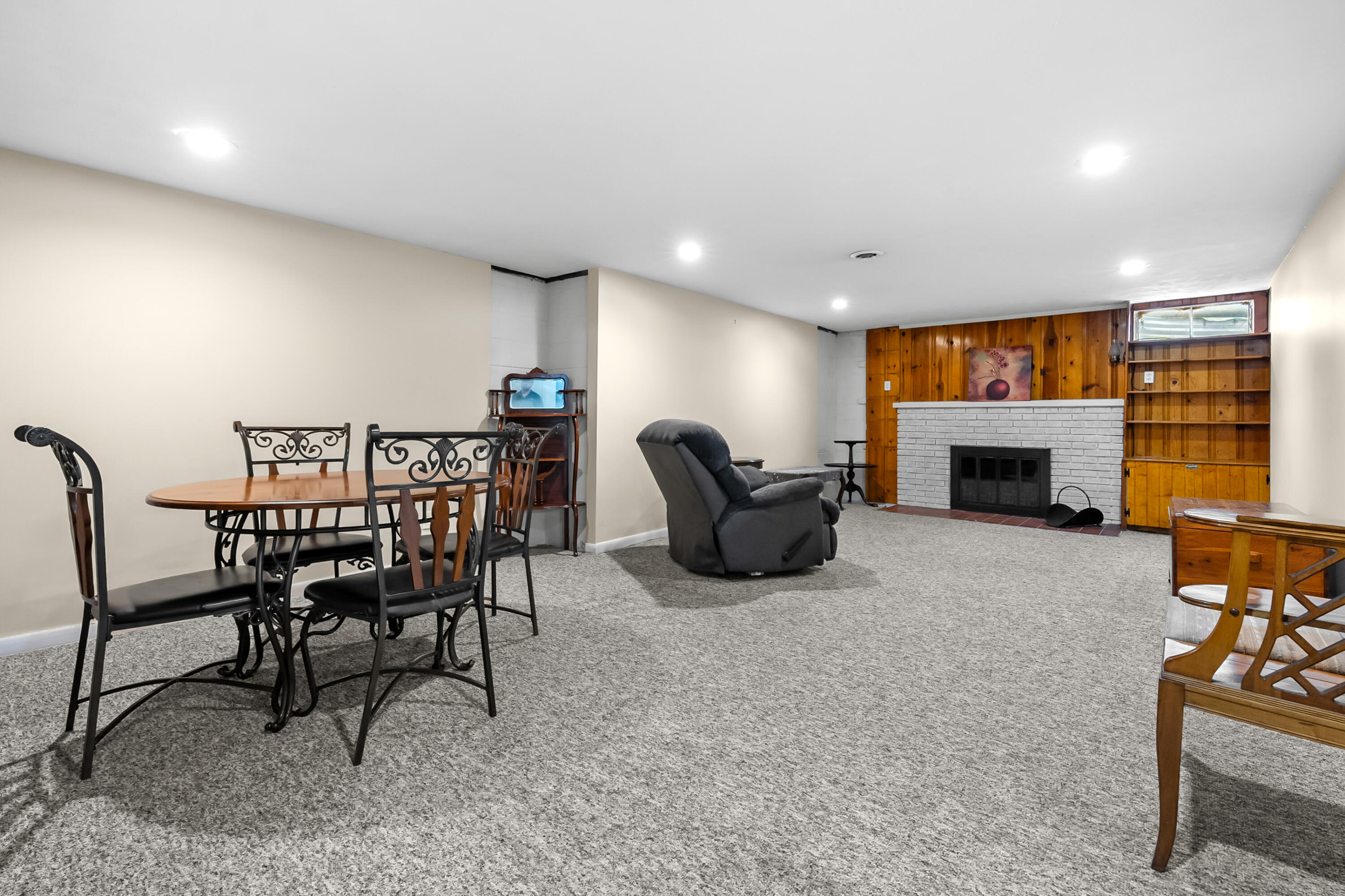 3225 Cranbrook Avenue Kalamazoo MI 49006