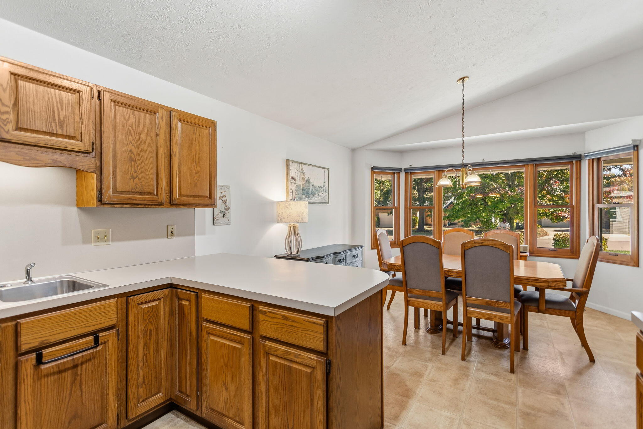 2515 Oak Forest Drive Holland MI 49424