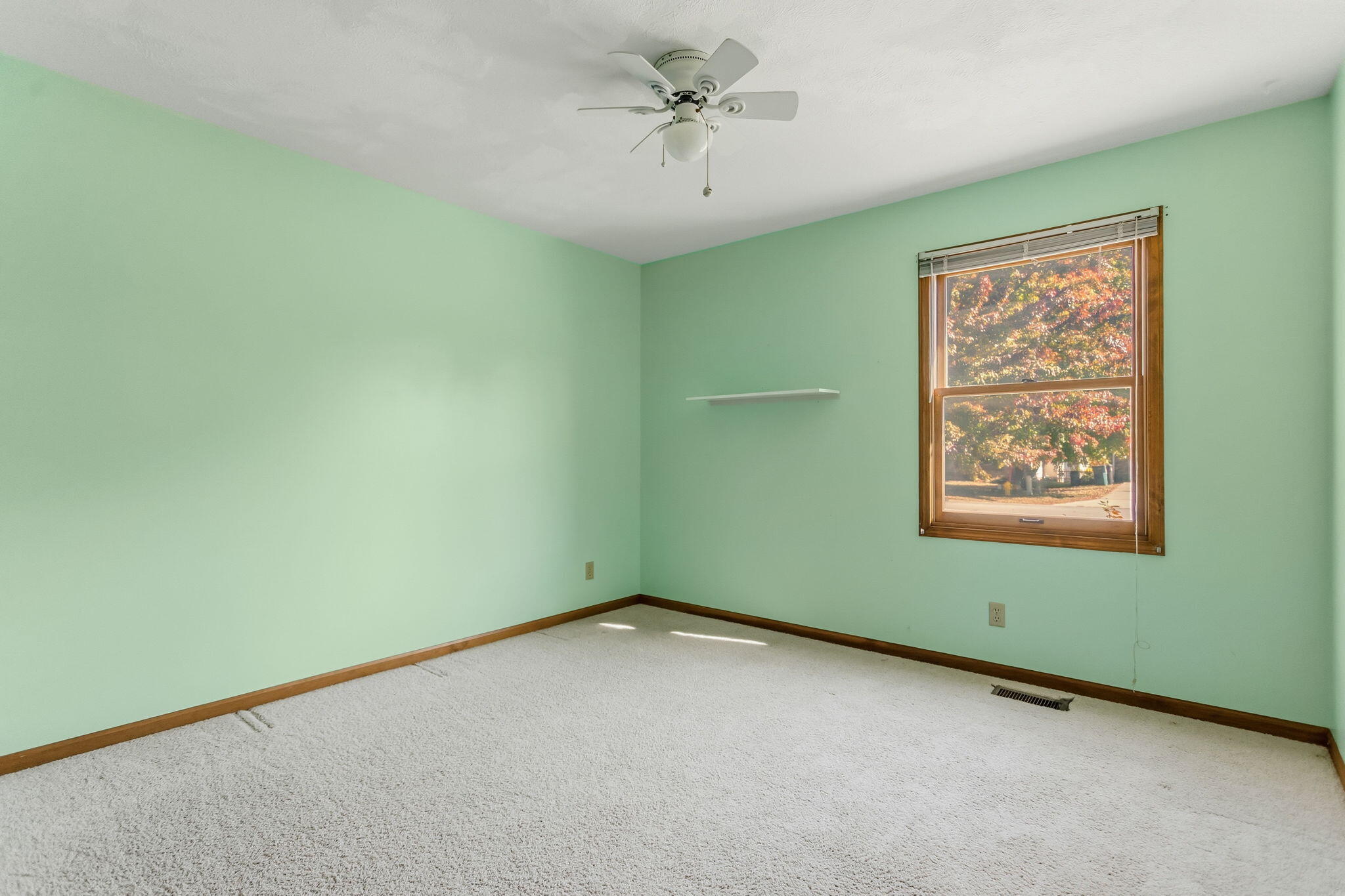 2515 Oak Forest Drive Holland MI 49424