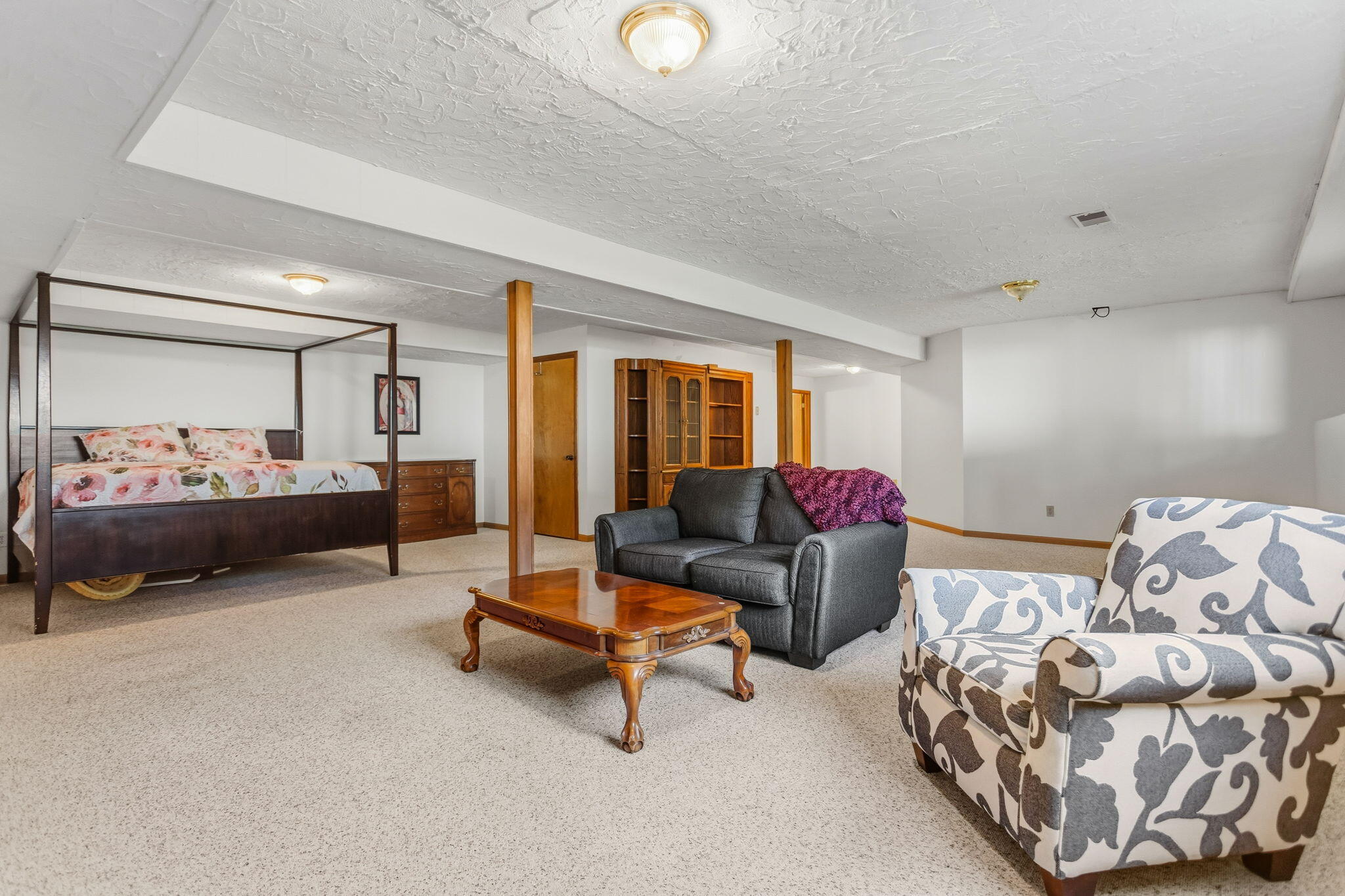2515 Oak Forest Drive Holland MI 49424