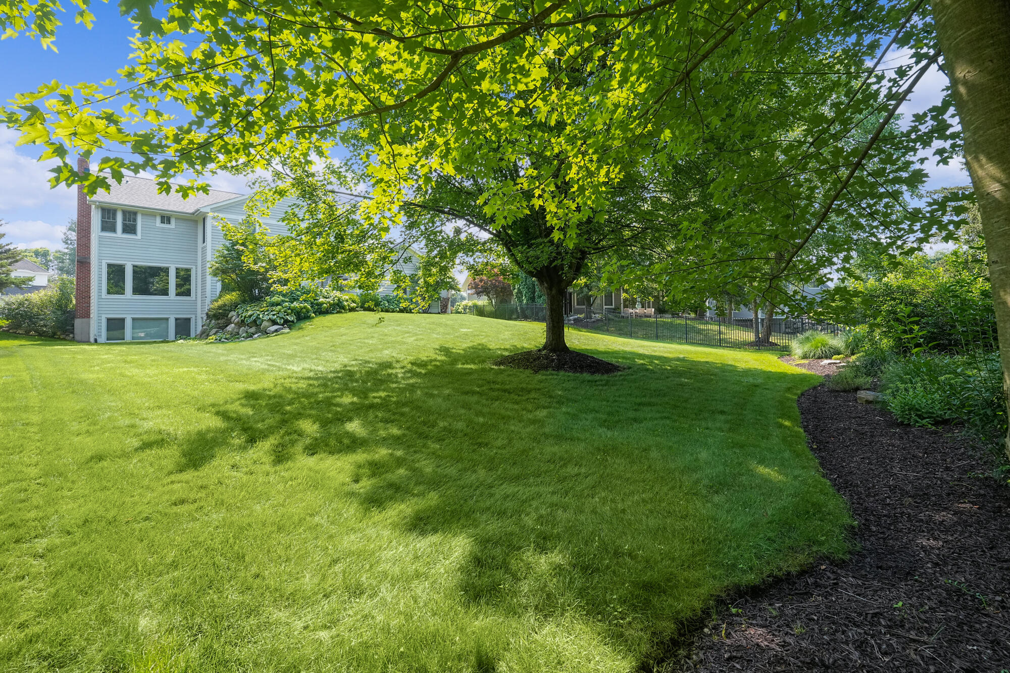 2477 Blackberry Lane NE Grand Rapids MI 49525
