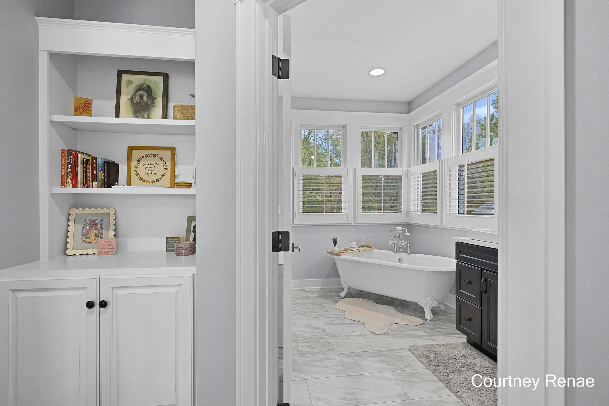 2477 Blackberry Lane NE Grand Rapids MI 49525
