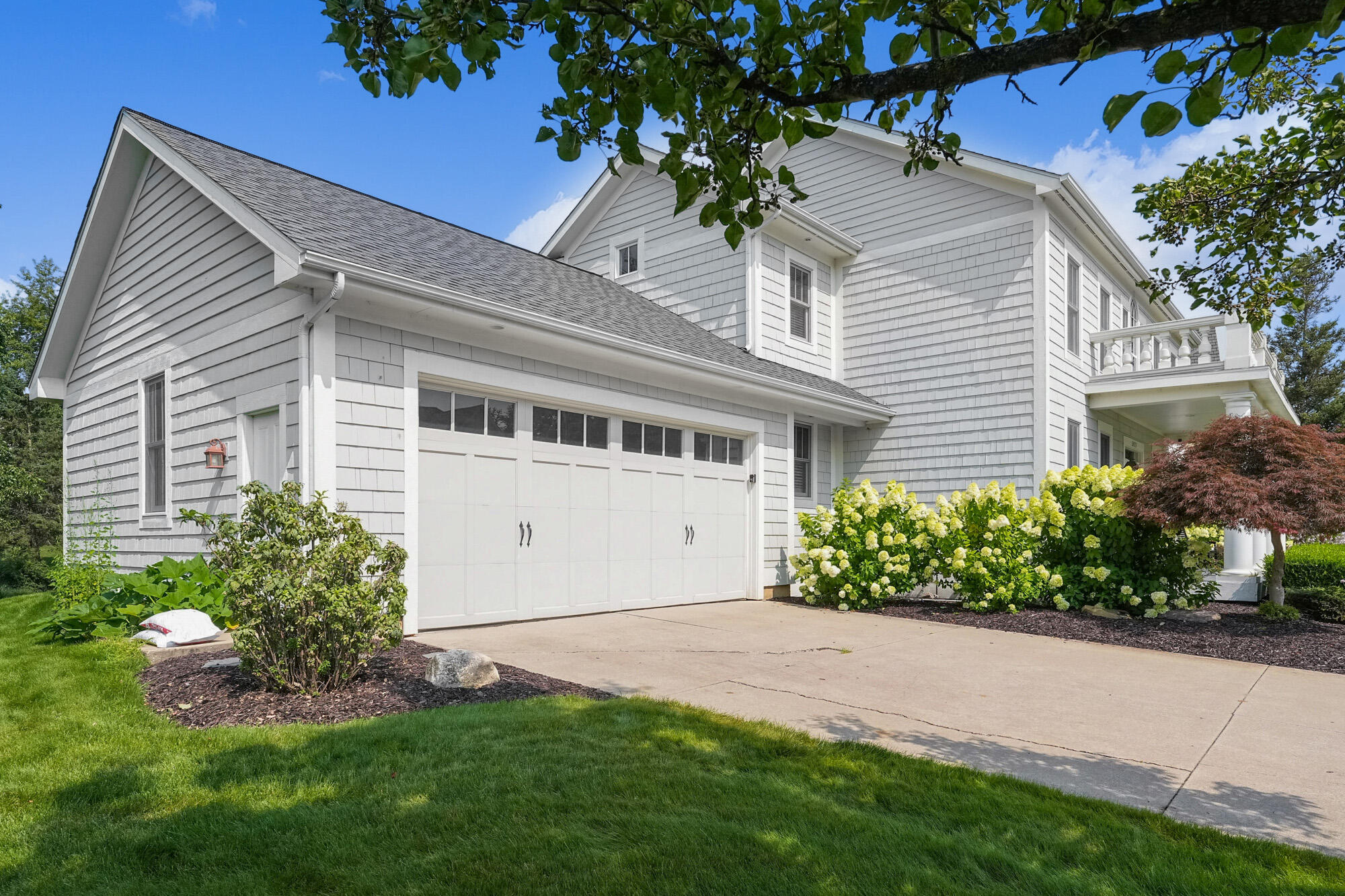2477 Blackberry Lane NE Grand Rapids MI 49525