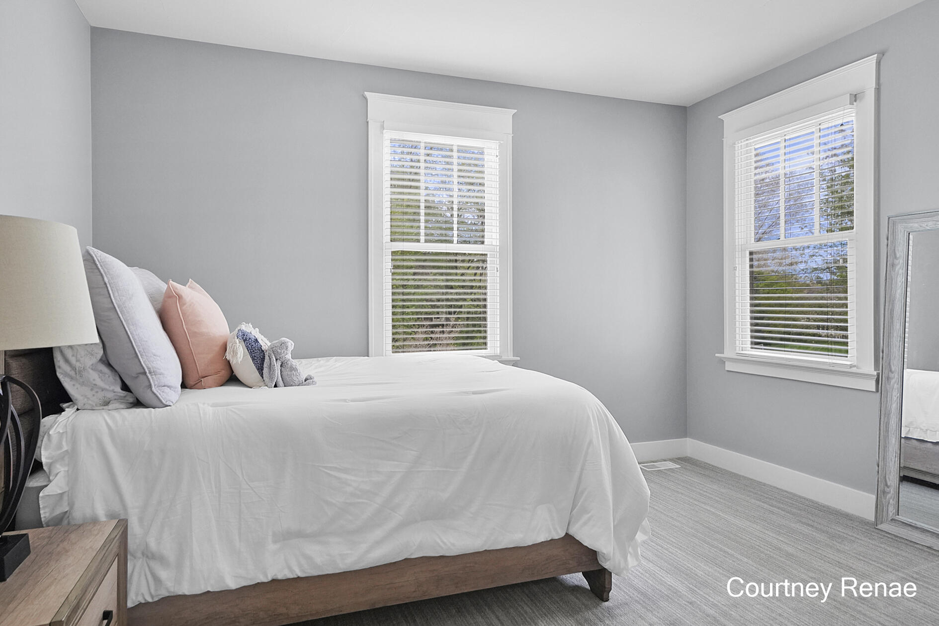 2477 Blackberry Lane NE Grand Rapids MI 49525