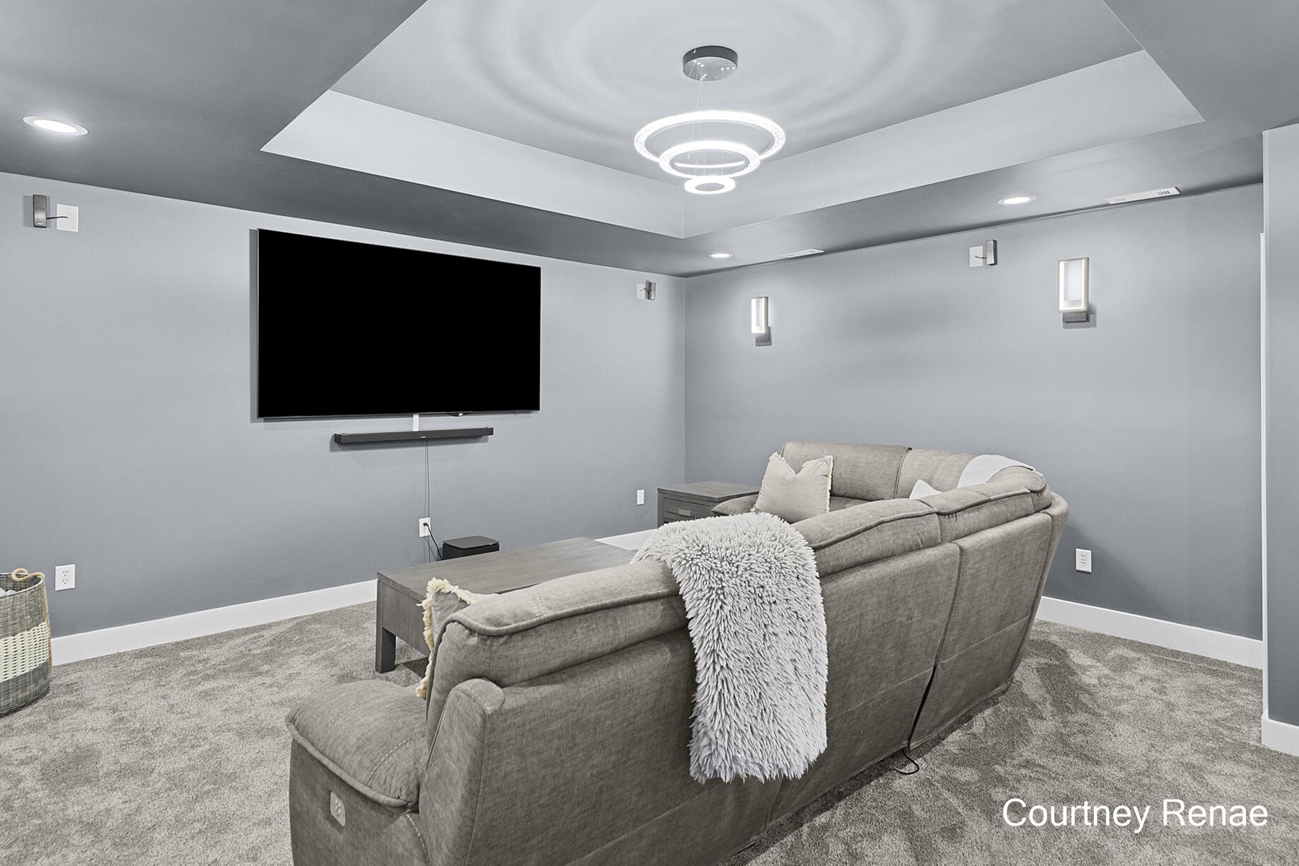 2477 Blackberry Lane NE Grand Rapids MI 49525