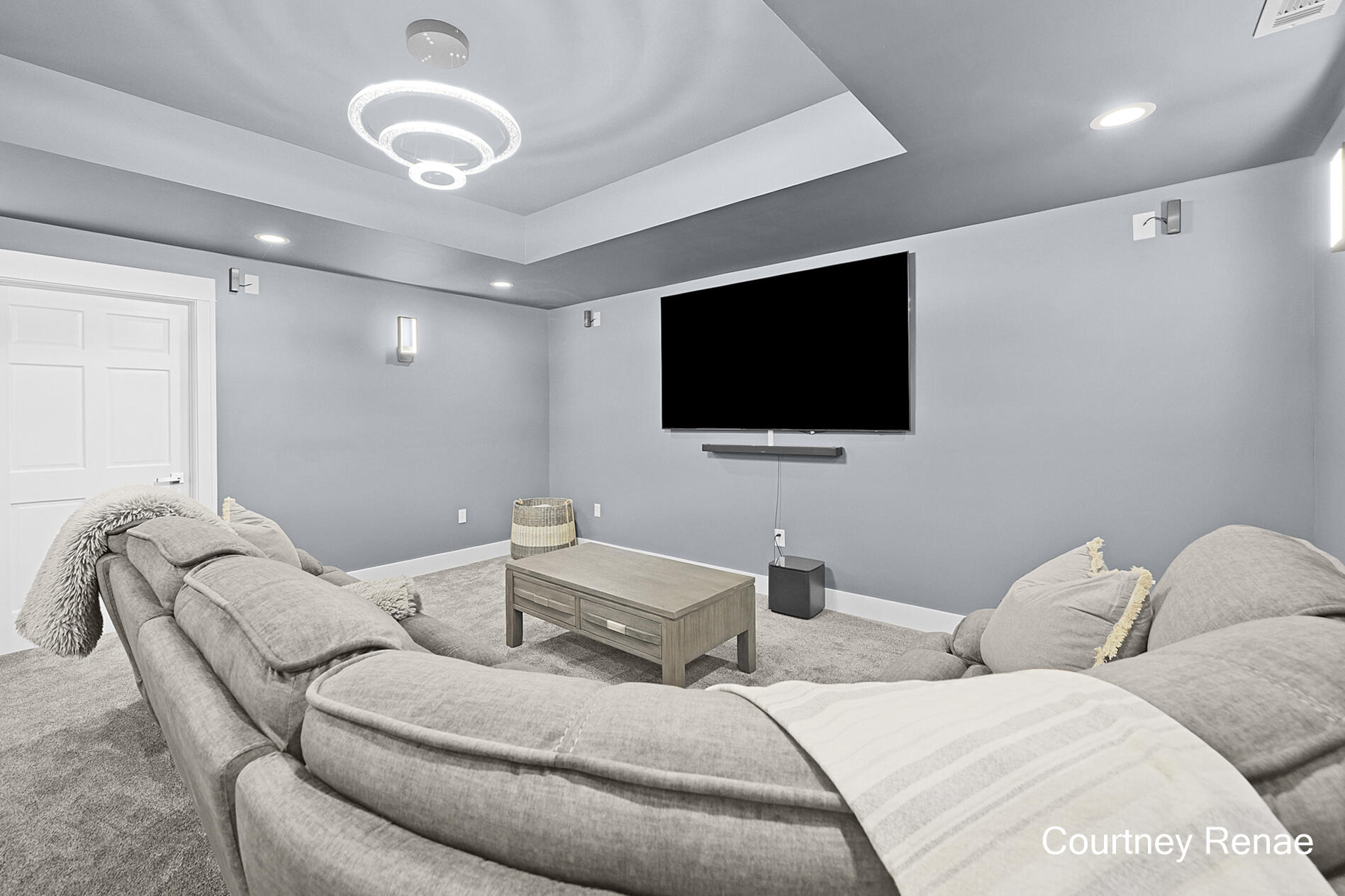 2477 Blackberry Lane NE Grand Rapids MI 49525