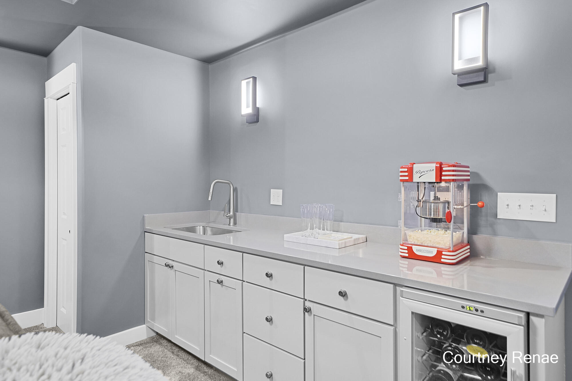 2477 Blackberry Lane NE Grand Rapids MI 49525