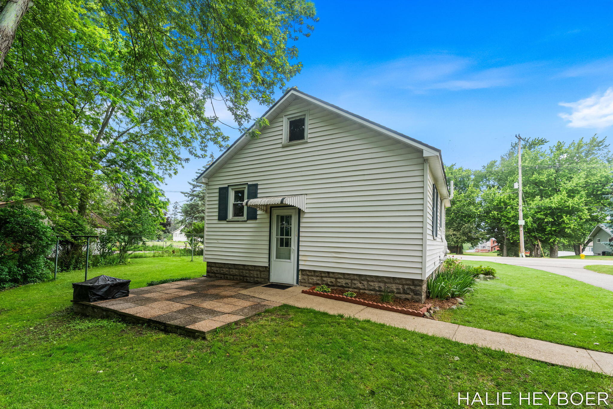 9168 Adams Street Zeeland MI 49464