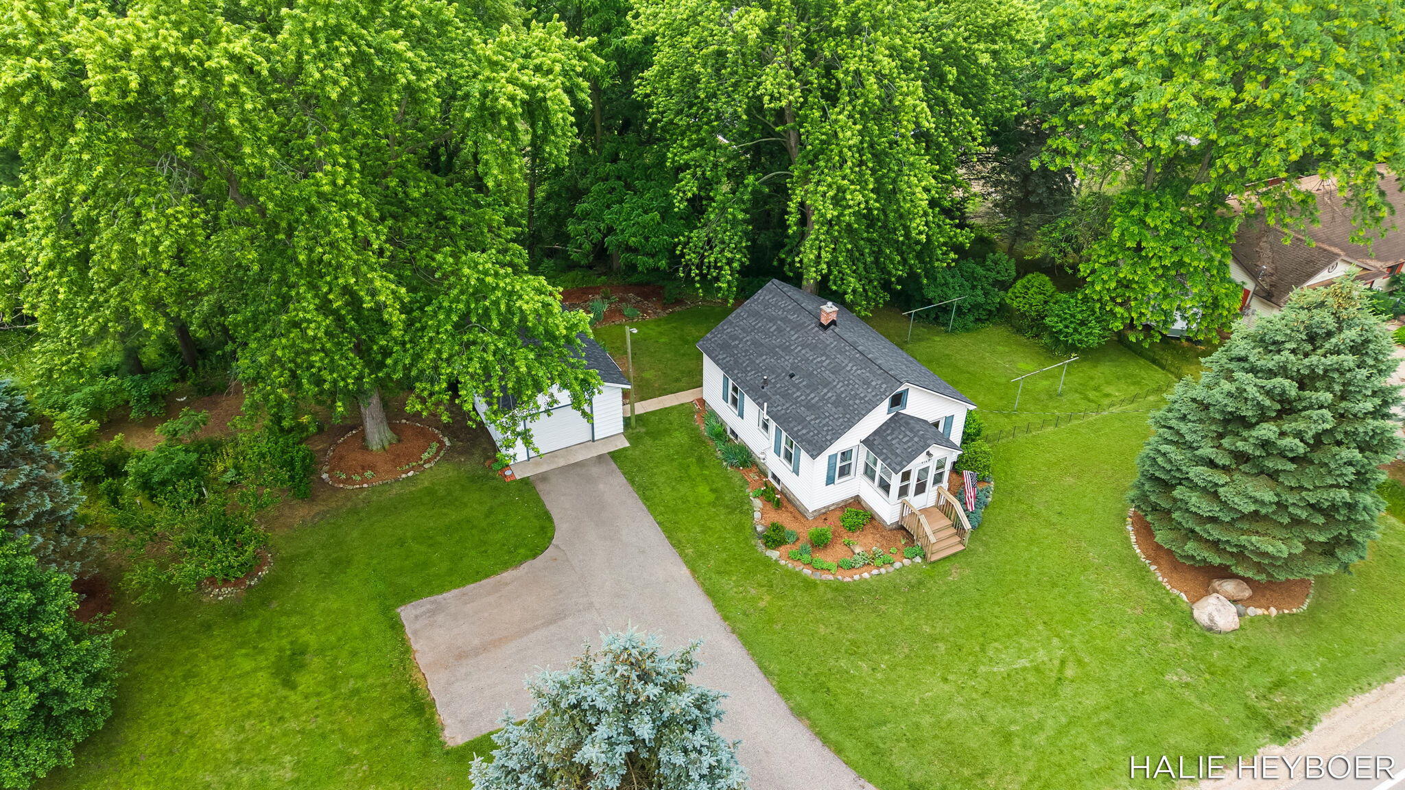 9168 Adams Street Zeeland MI 49464