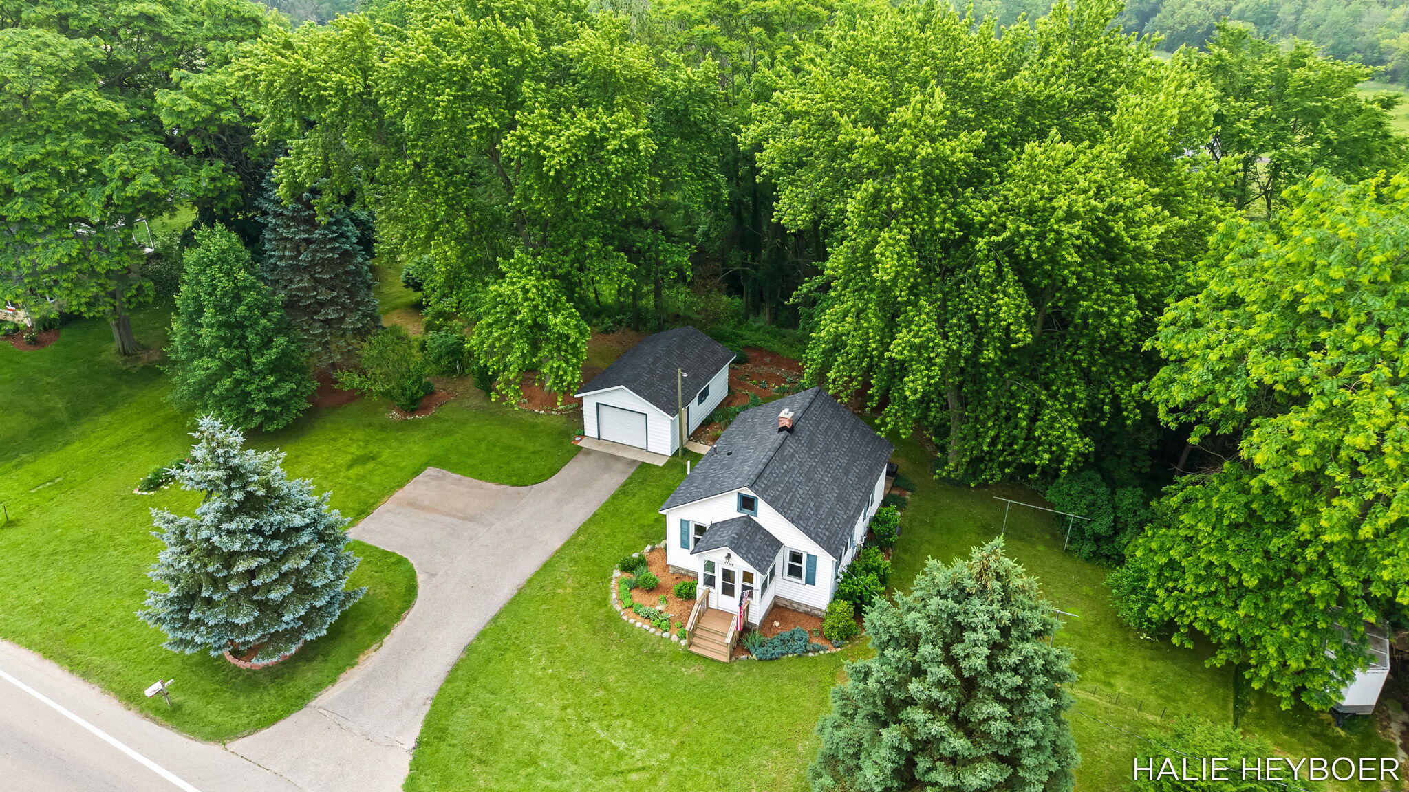 9168 Adams Street Zeeland MI 49464
