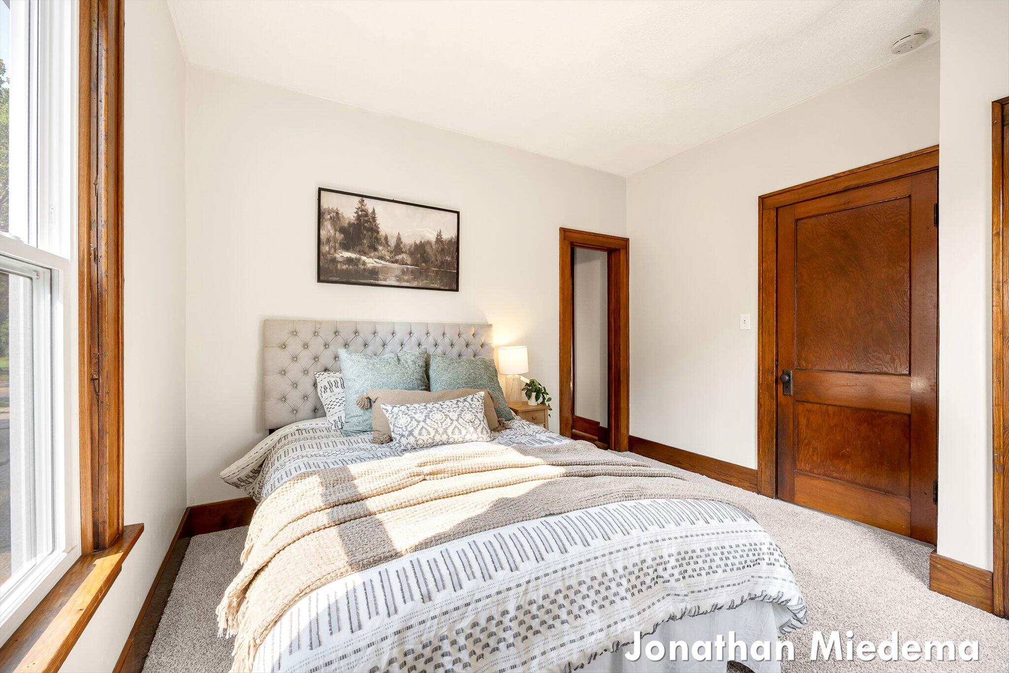816 Richmond Street NW Grand Rapids MI 49504