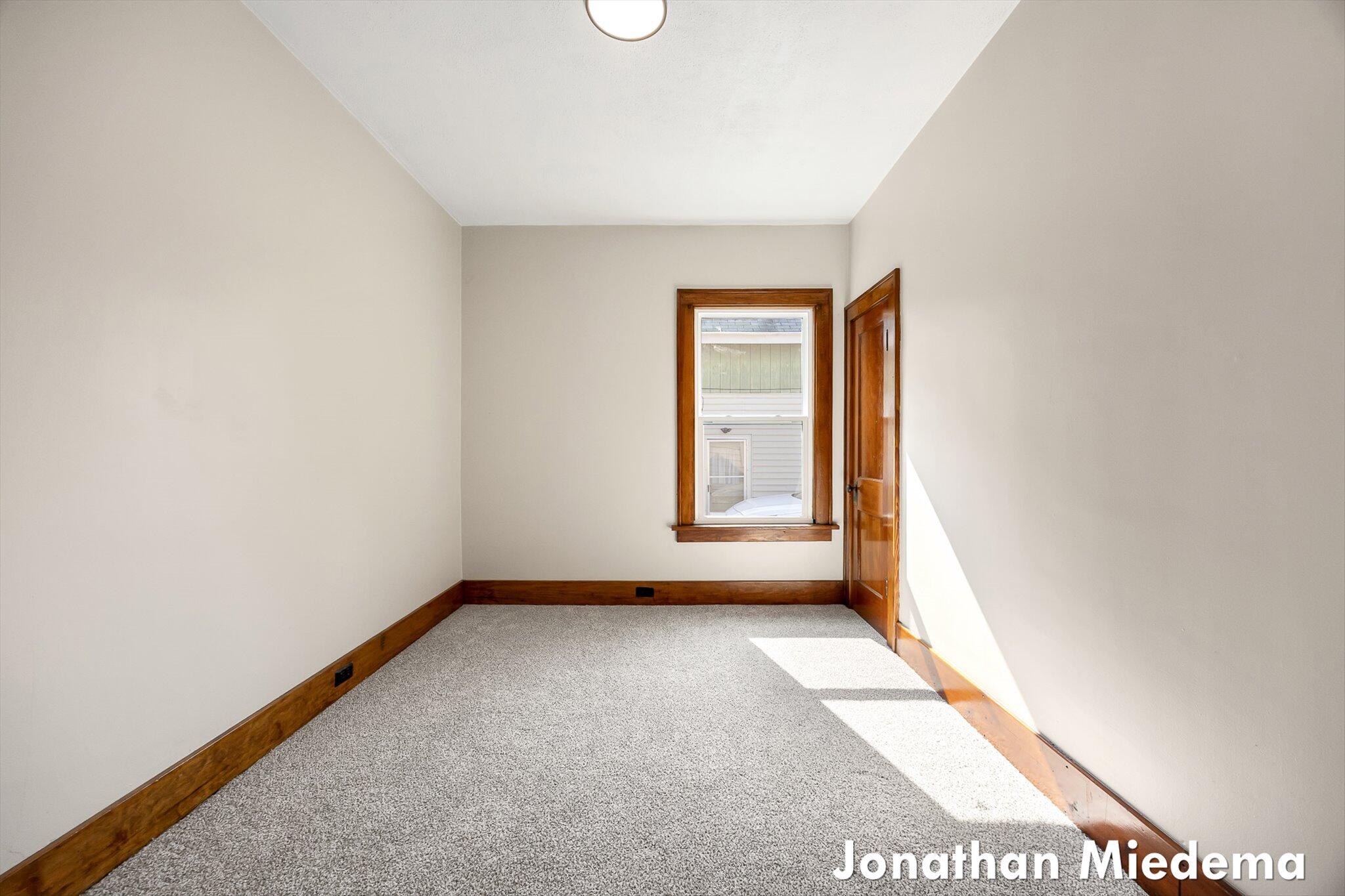 816 Richmond Street NW Grand Rapids MI 49504