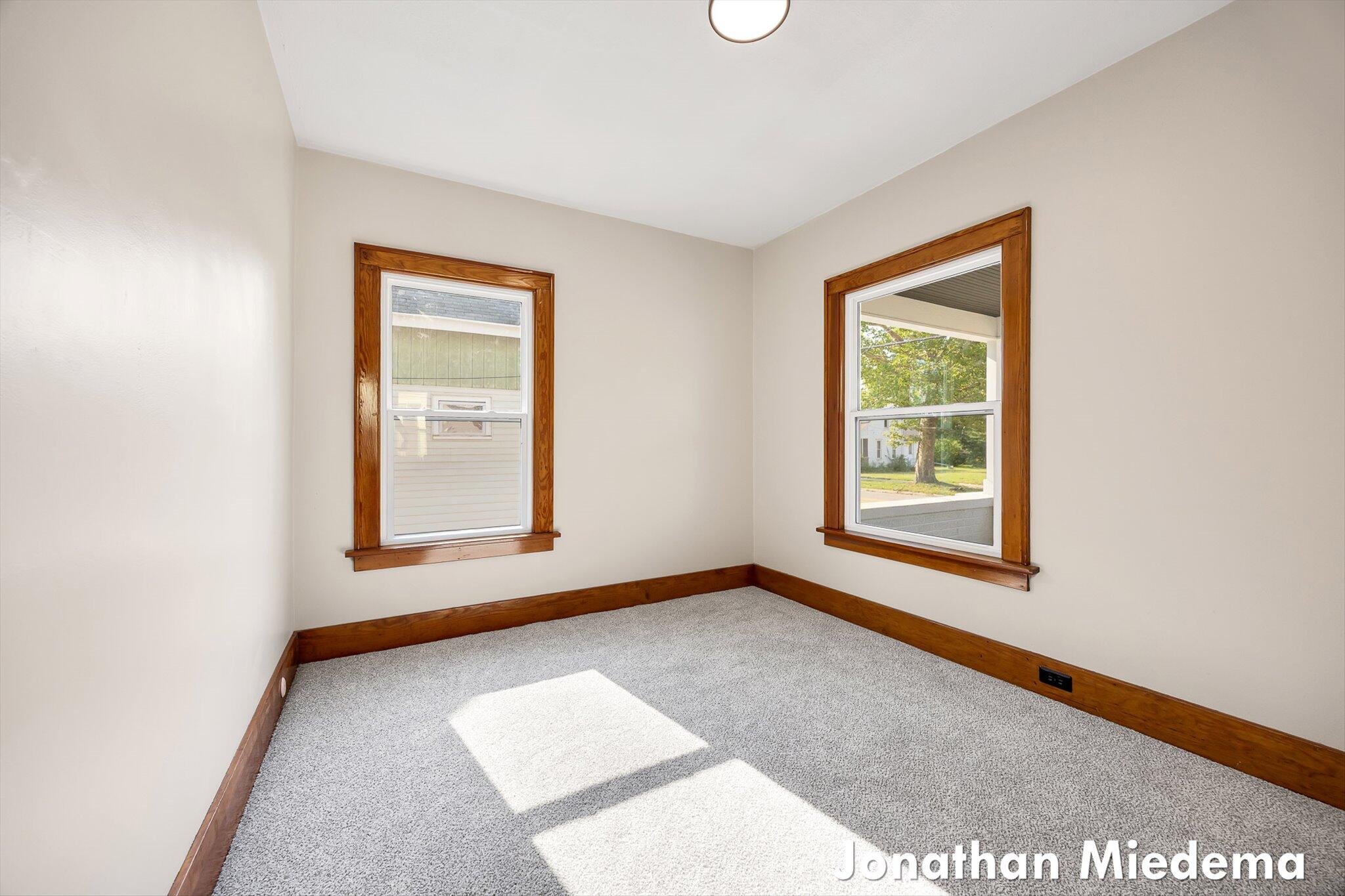 816 Richmond Street NW Grand Rapids MI 49504