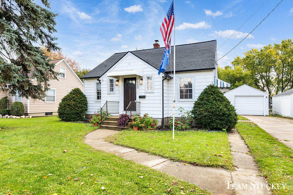 1060 Leonard Street NE Grand Rapids MI 49503