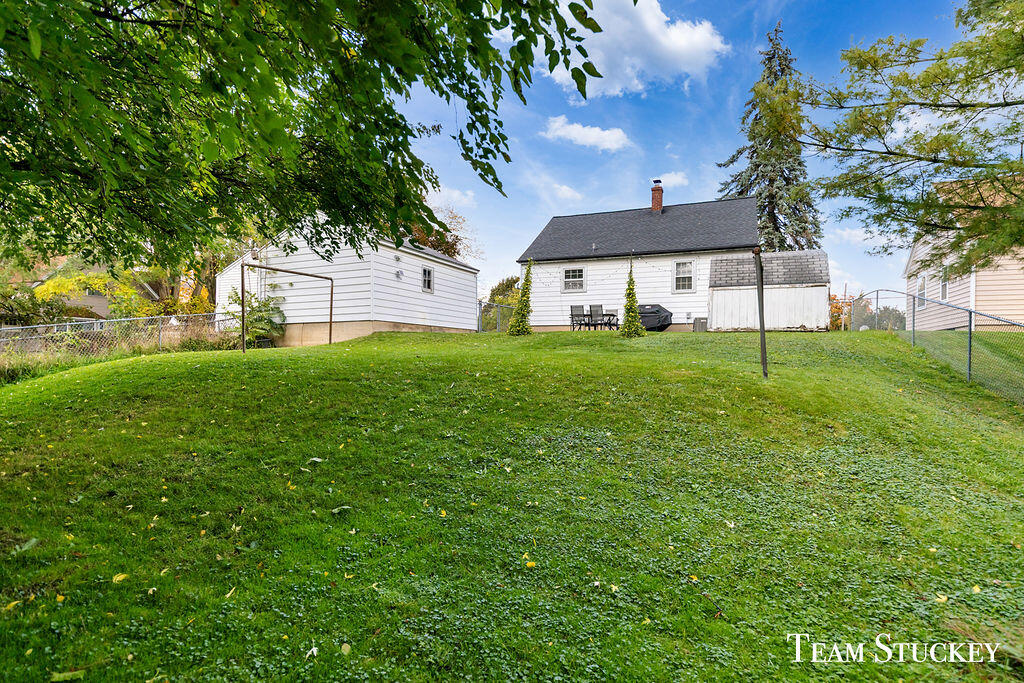 1060 Leonard Street NE Grand Rapids MI 49503