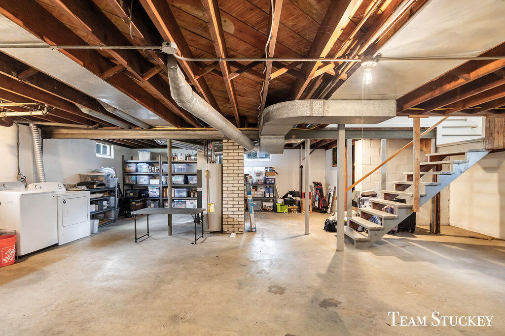 1060 Leonard Street NE Grand Rapids MI 49503