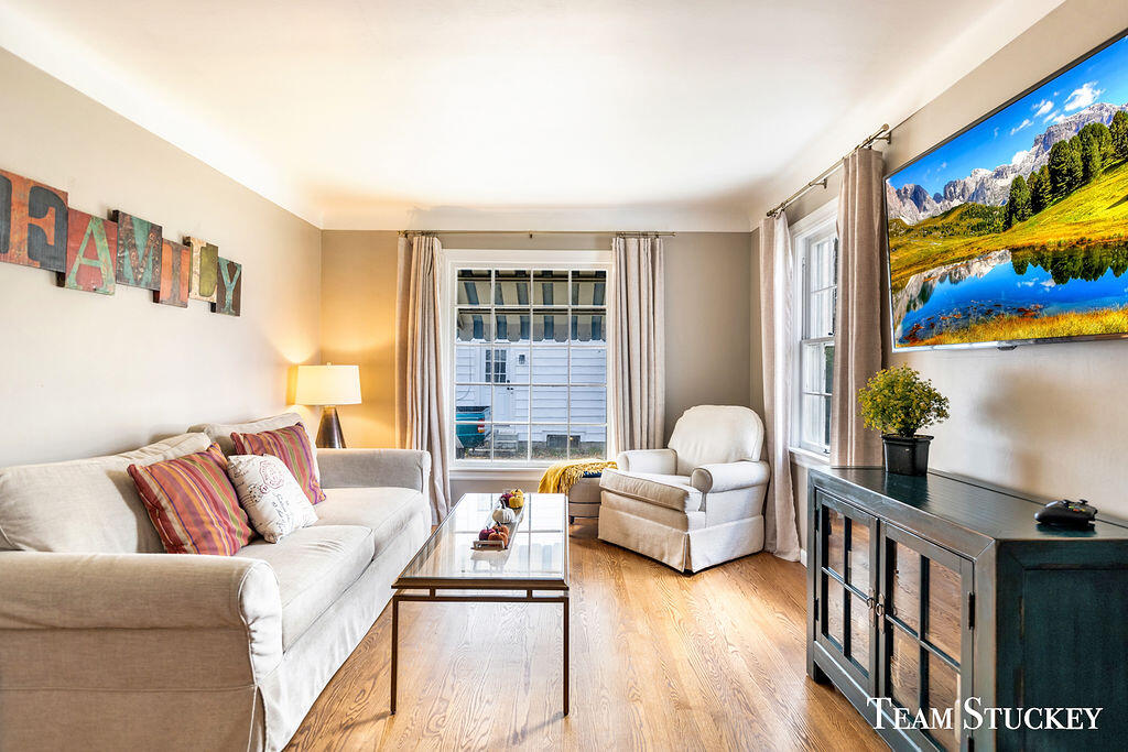 1060 Leonard Street NE Grand Rapids MI 49503