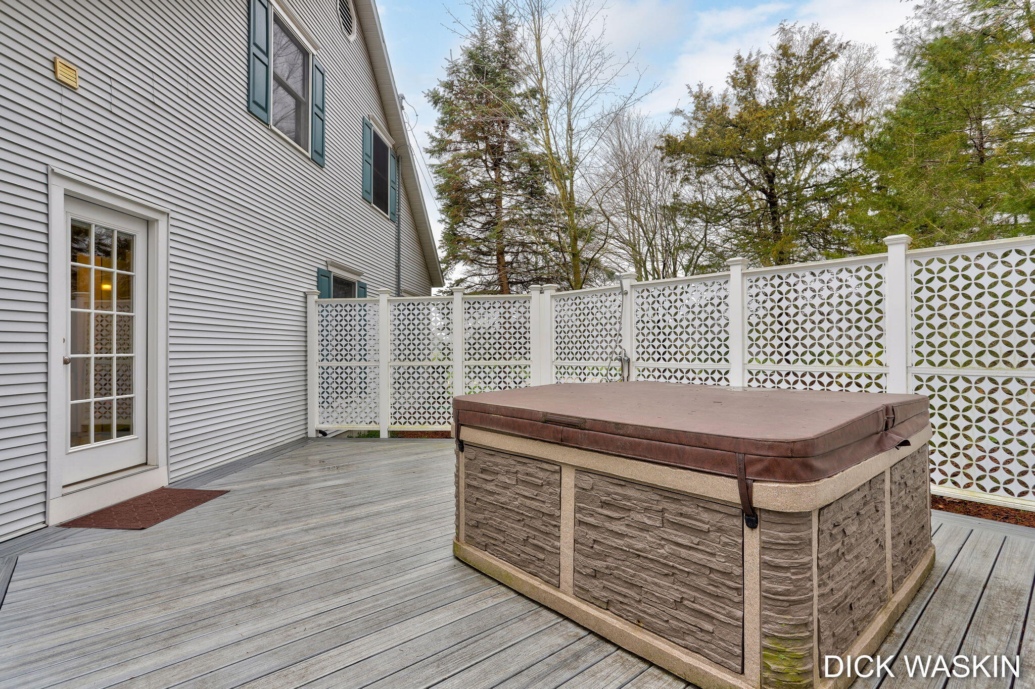 6515 Clearbrook Drive Saugatuck MI 49453