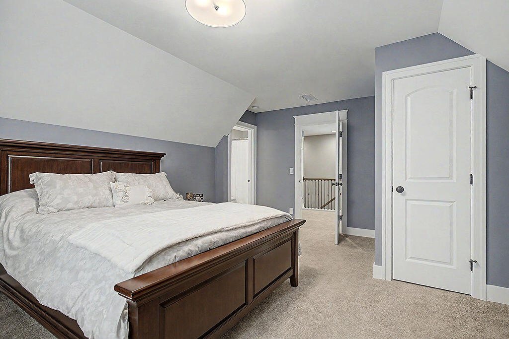 547 Roundtree Drive NE Ada MI 49301