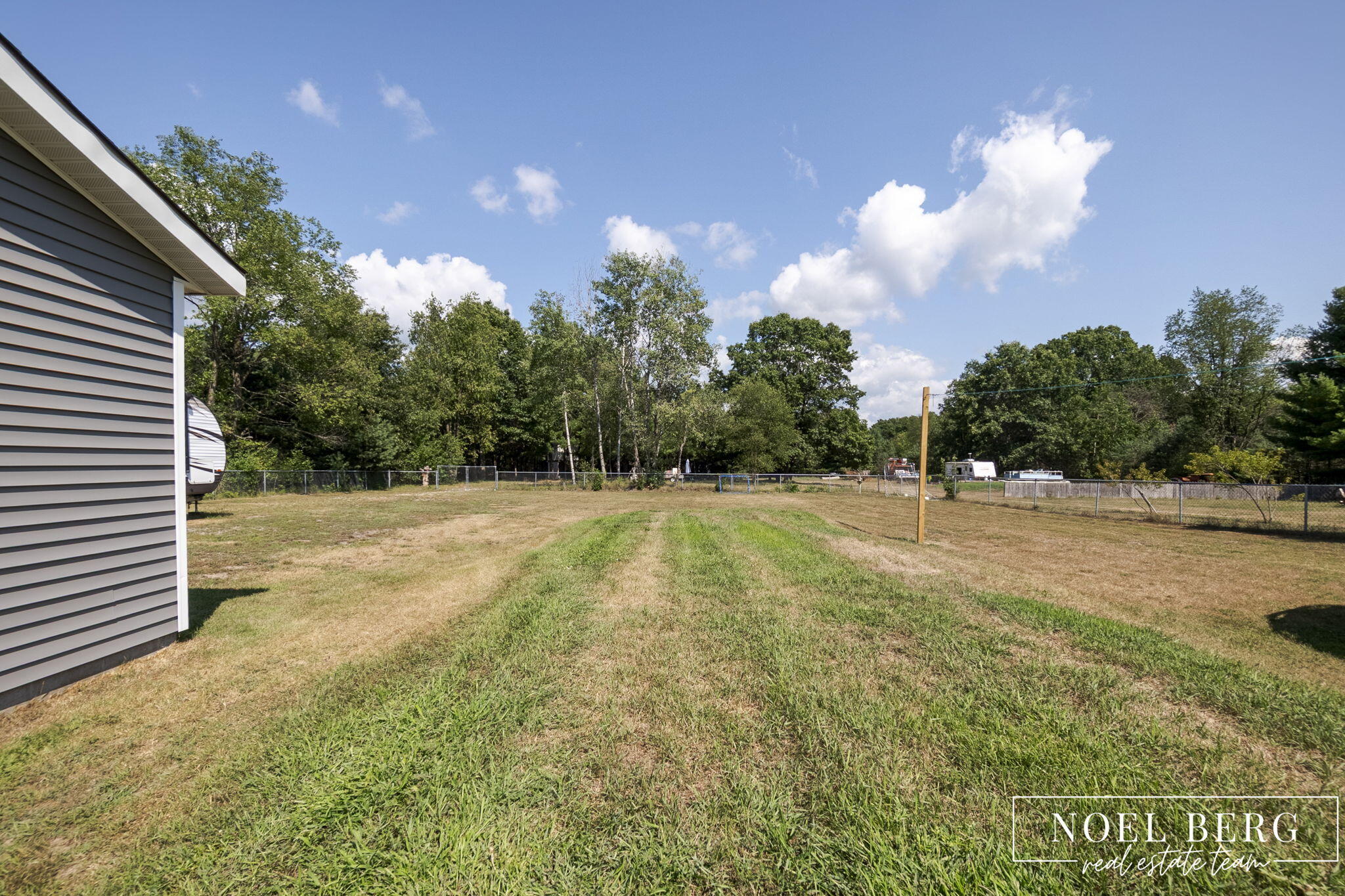 1104 S Drent Road Muskegon MI 49442