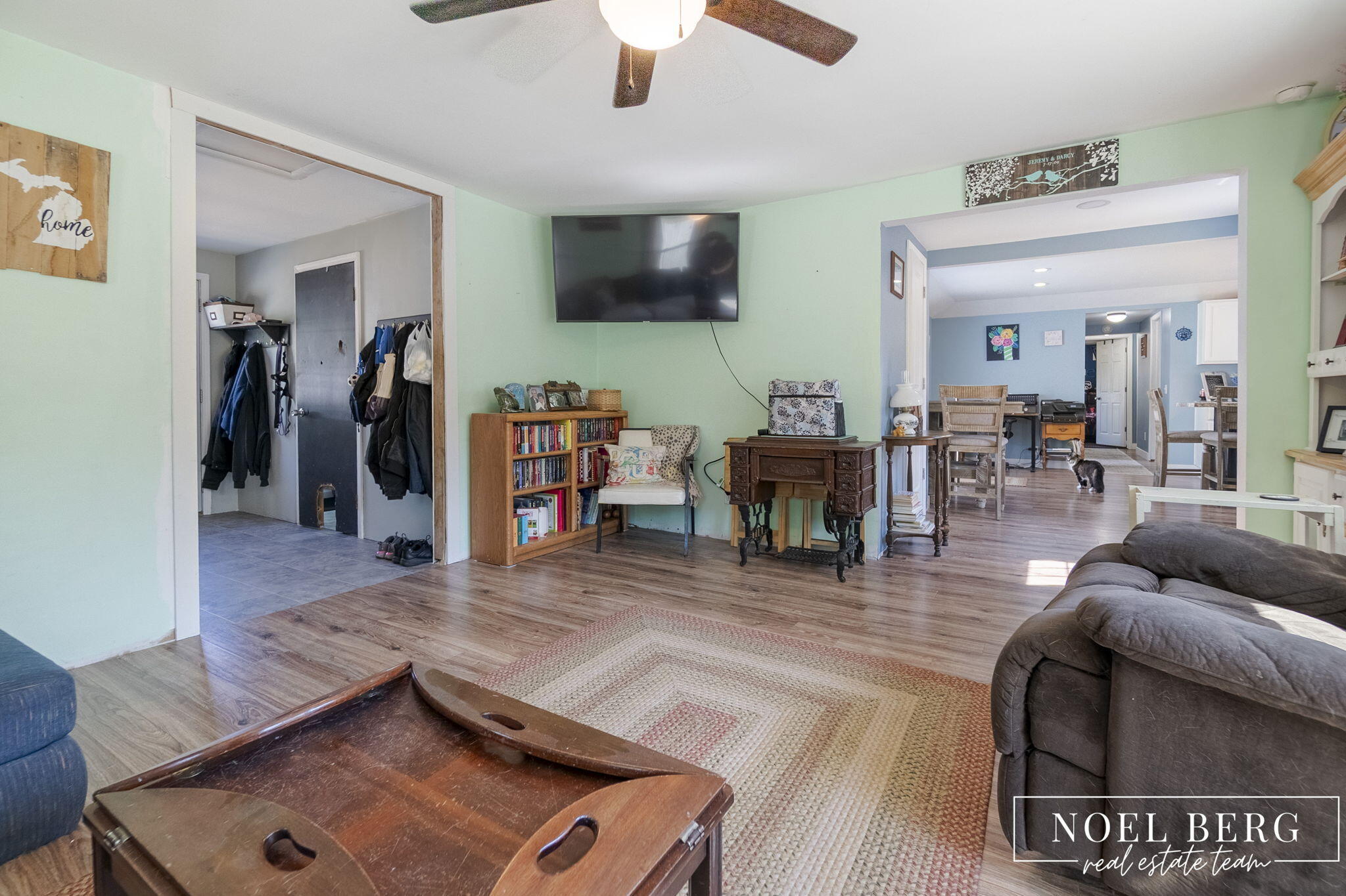 1104 S Drent Road Muskegon MI 49442