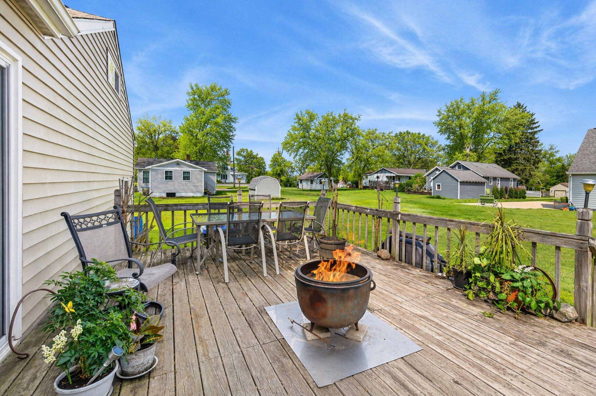 418 S Mayhew Street New Buffalo MI 49117
