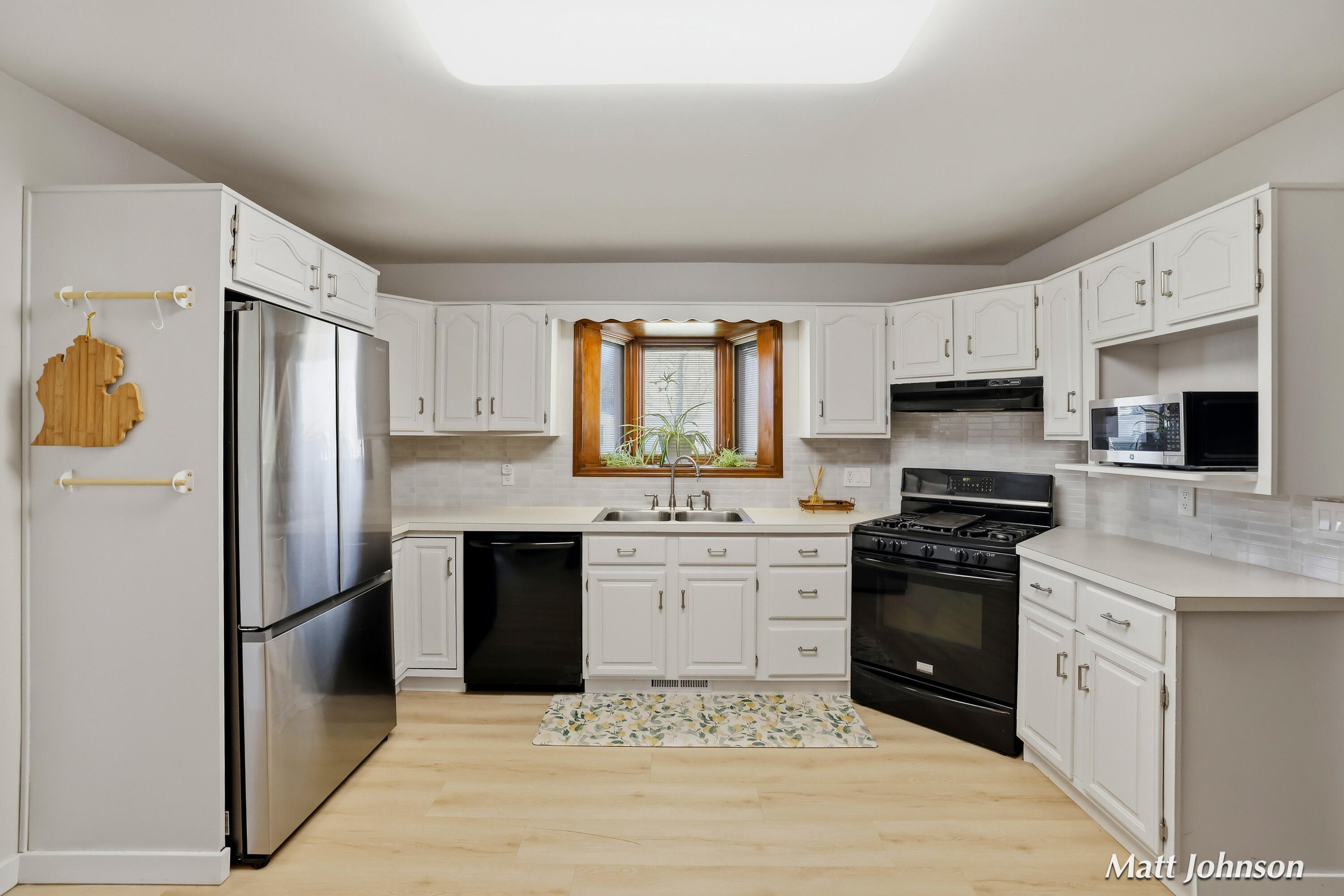 1230 Princeton Road Muskegon MI 49441