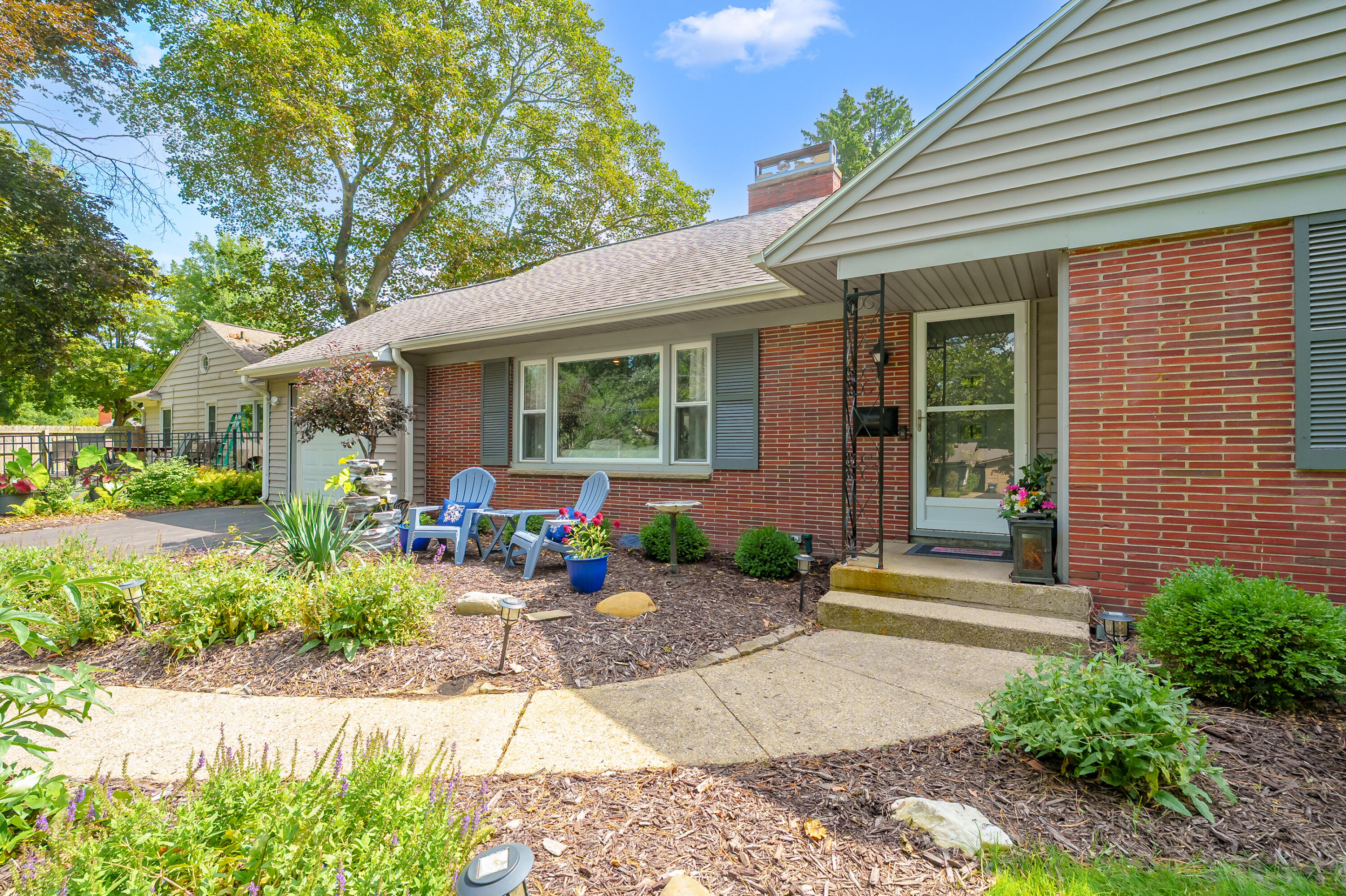 2411 Waite Avenue Kalamazoo MI 49008