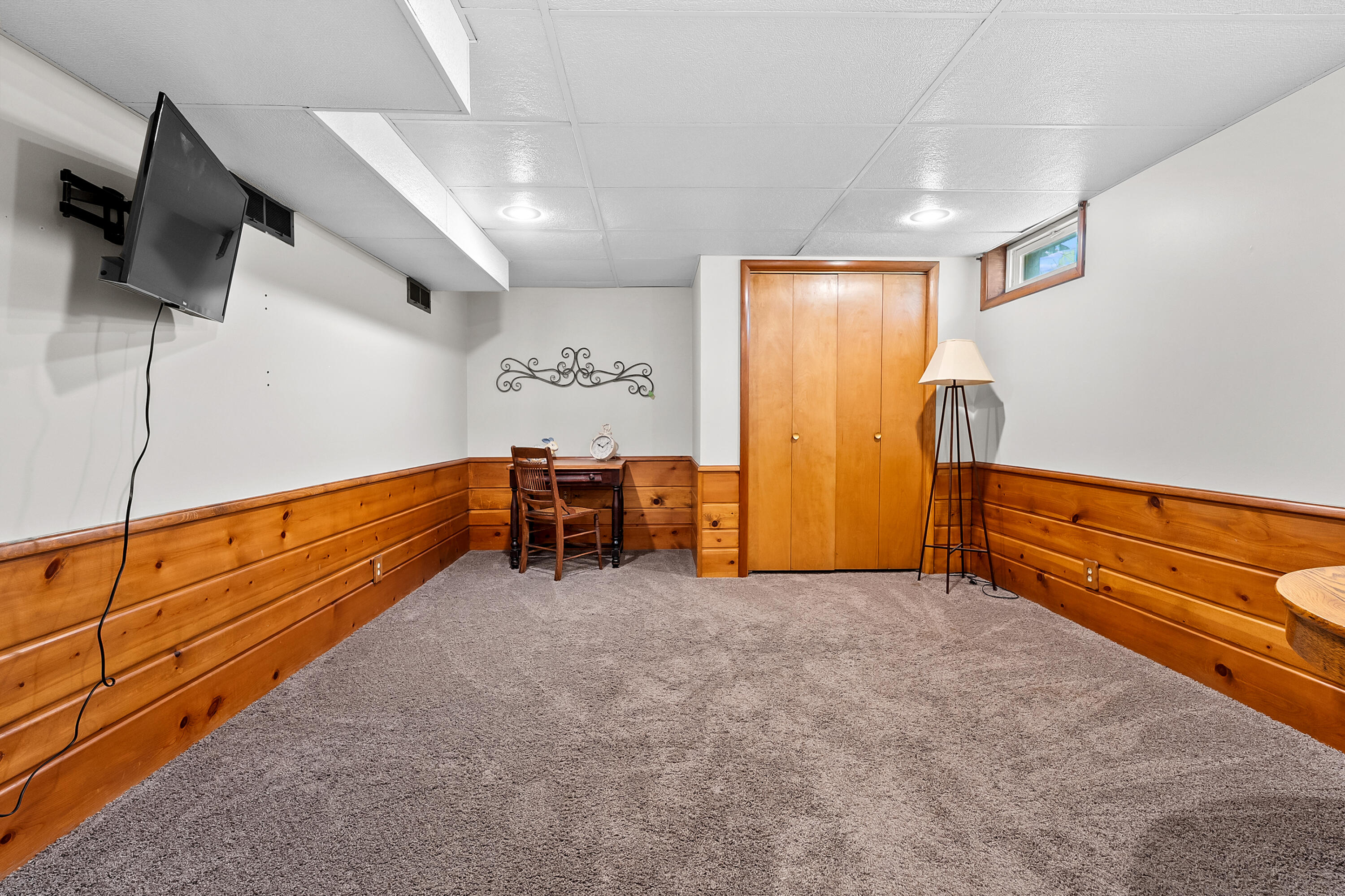 2411 Waite Avenue Kalamazoo MI 49008