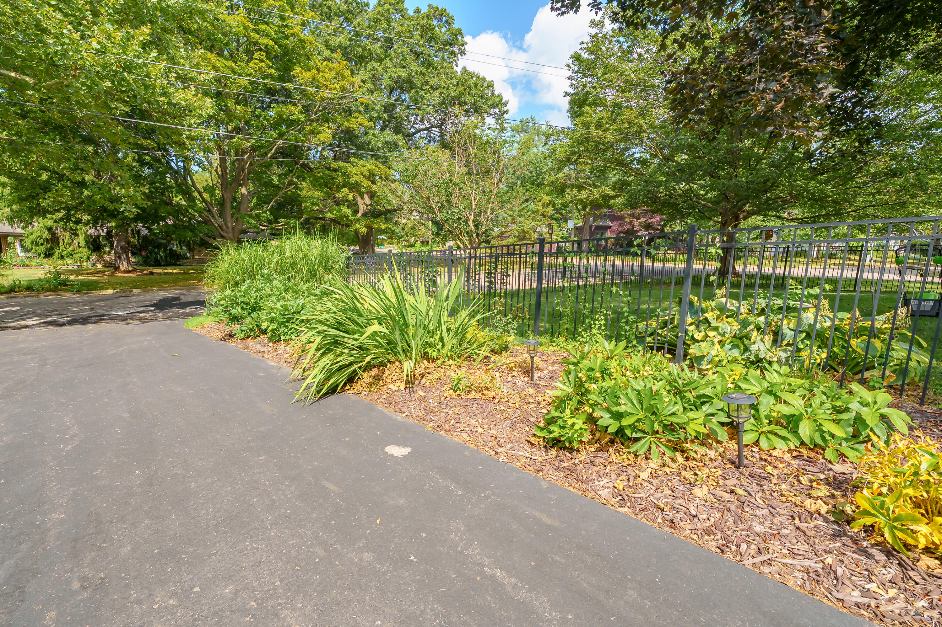 2411 Waite Avenue Kalamazoo MI 49008