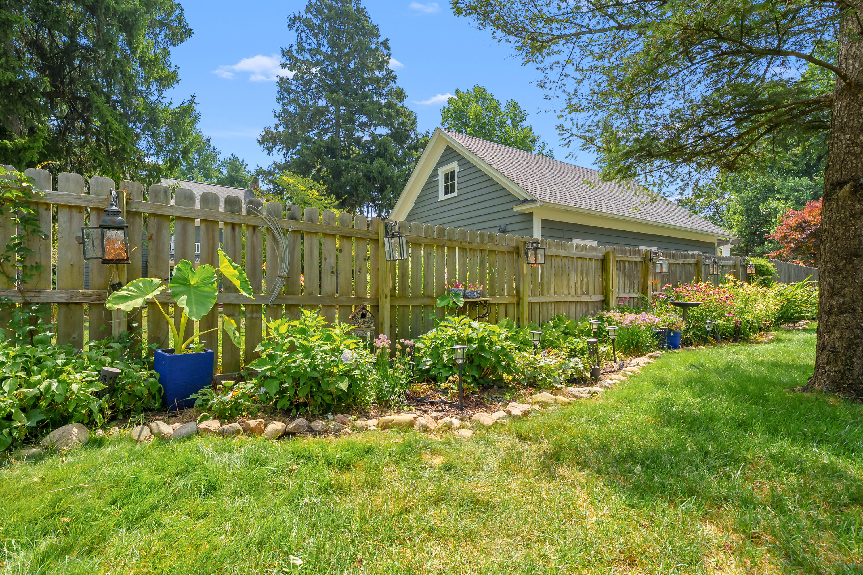 2411 Waite Avenue Kalamazoo MI 49008
