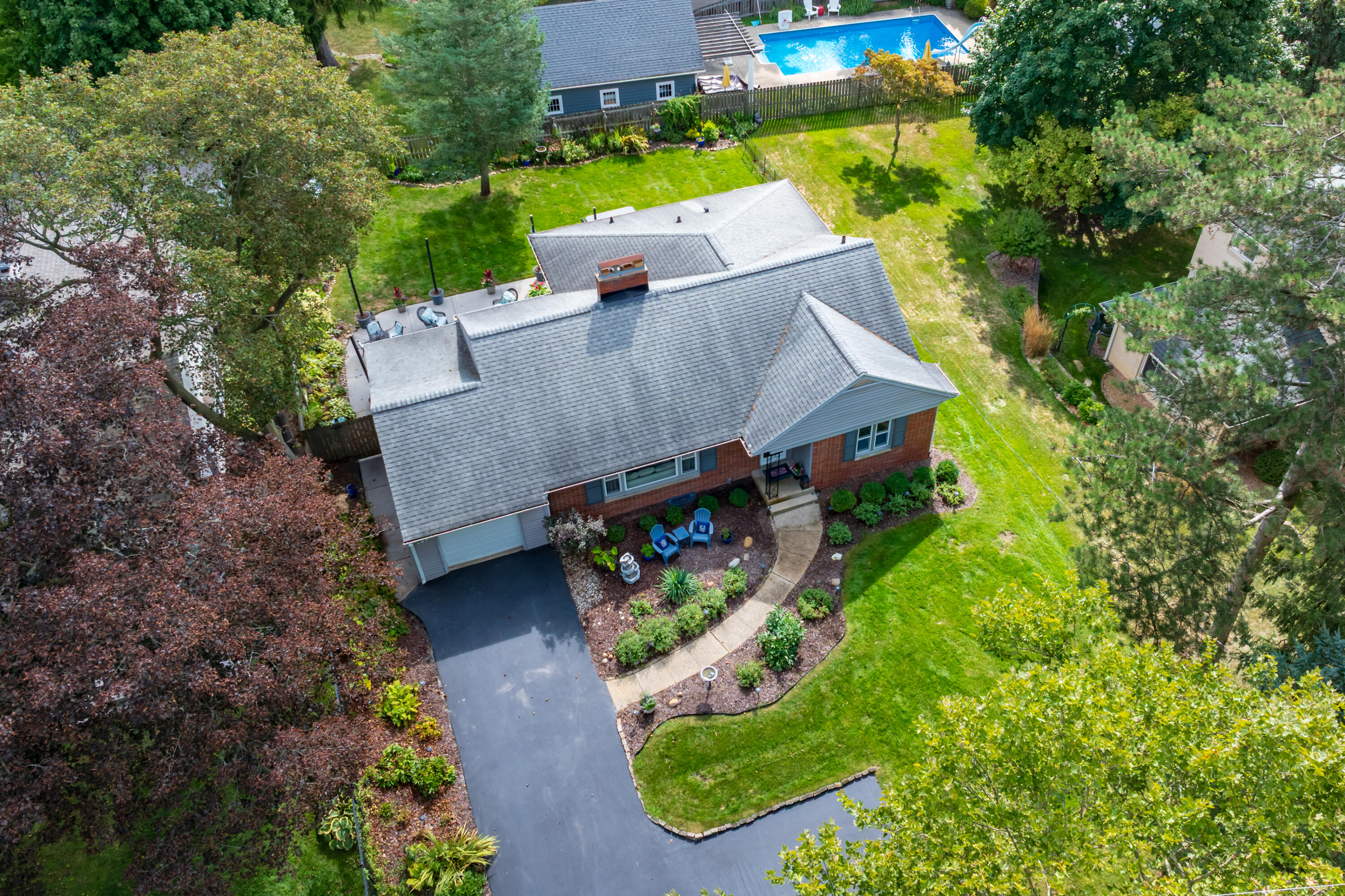 2411 Waite Avenue Kalamazoo MI 49008