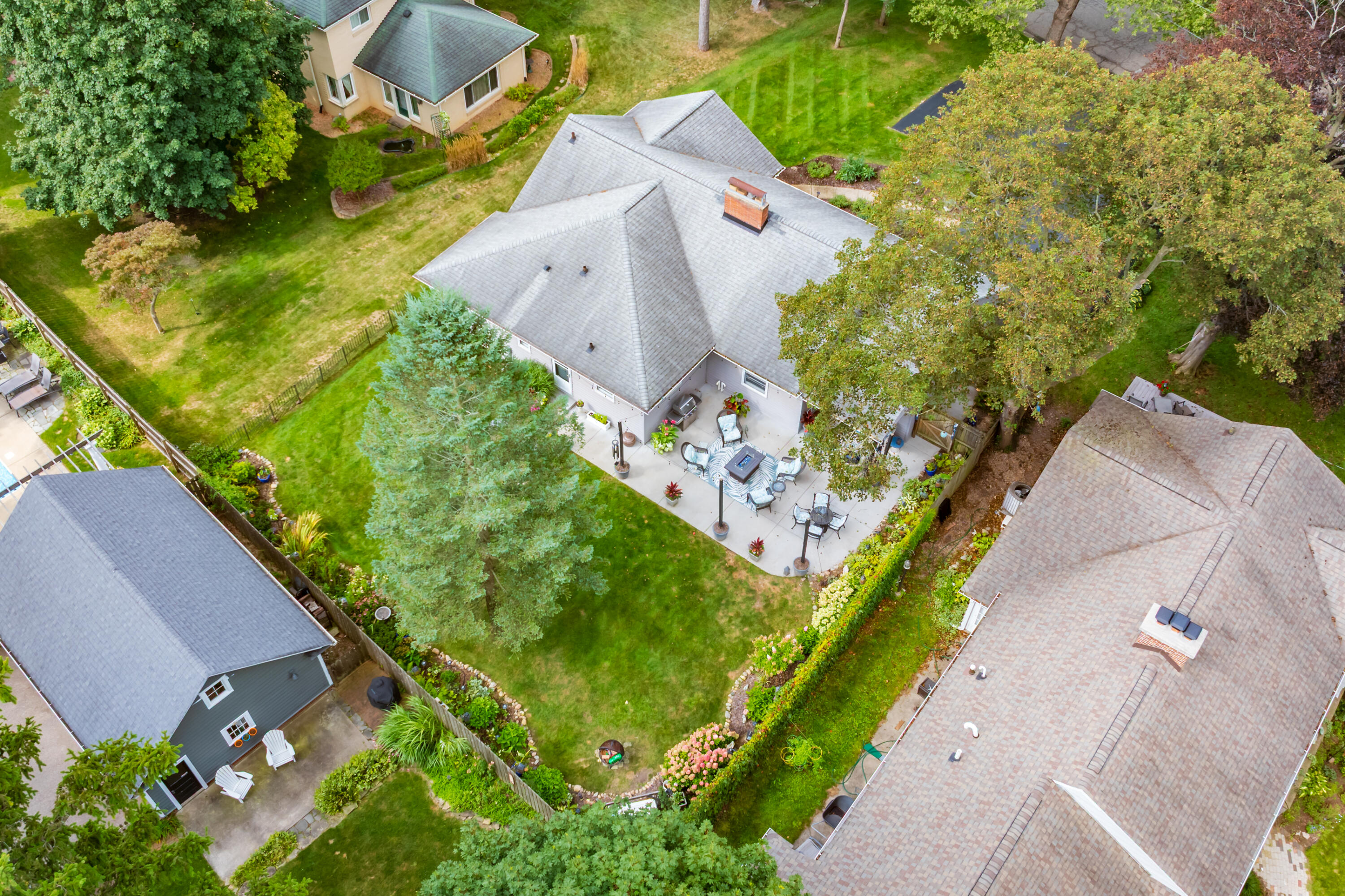 2411 Waite Avenue Kalamazoo MI 49008