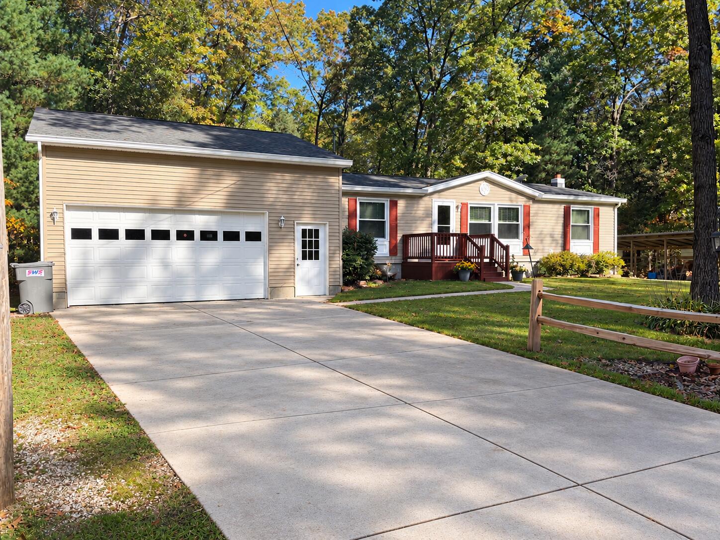 6049 S Hemlock Ridge Trail Muskegon MI 49442