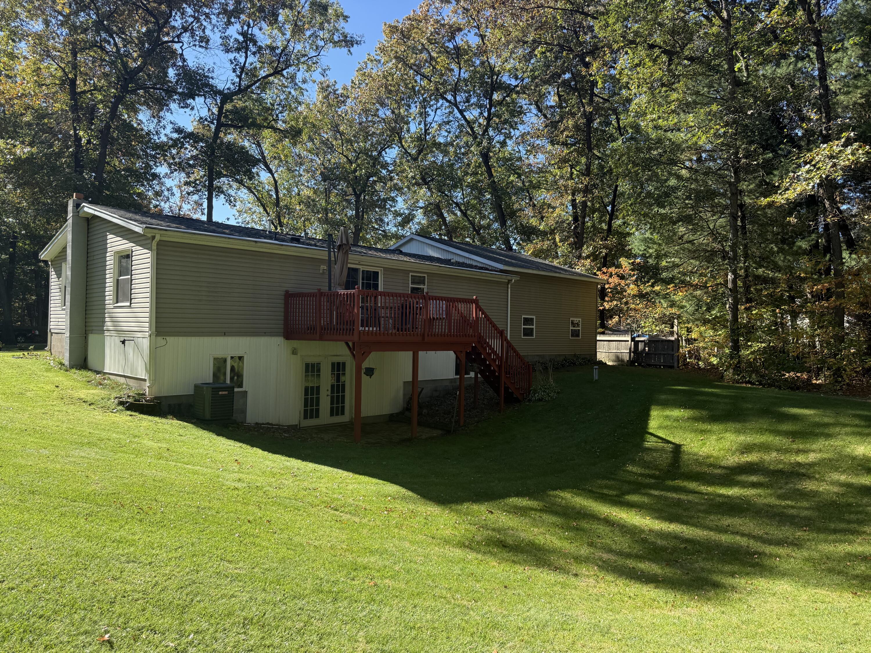 6049 S Hemlock Ridge Trail Muskegon MI 49442
