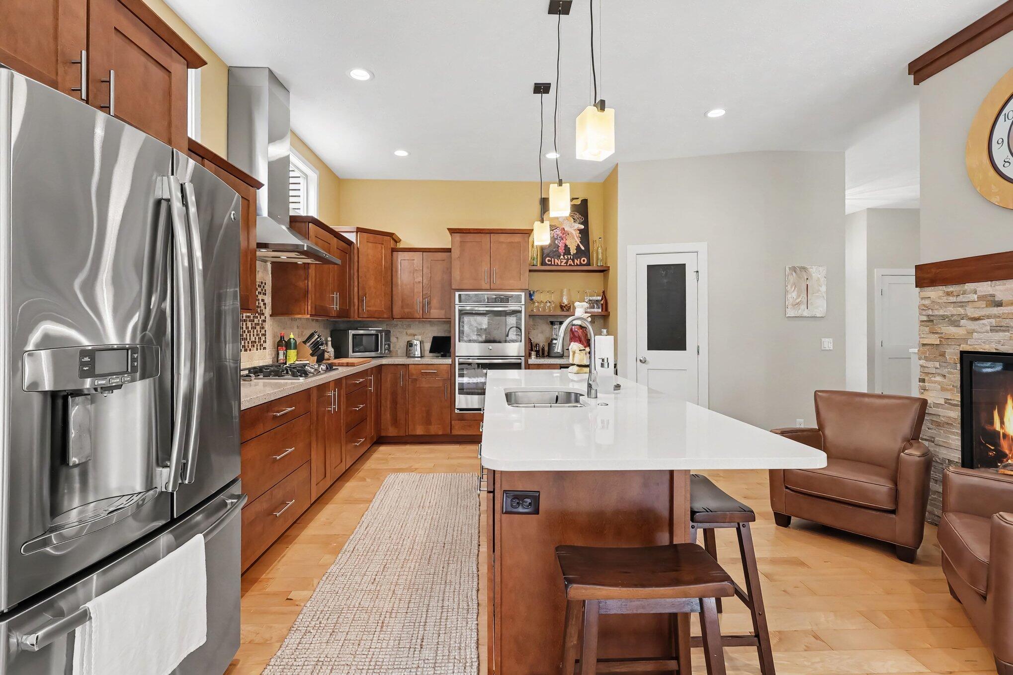 2077 W Glen Court Norton Shores MI 49441
