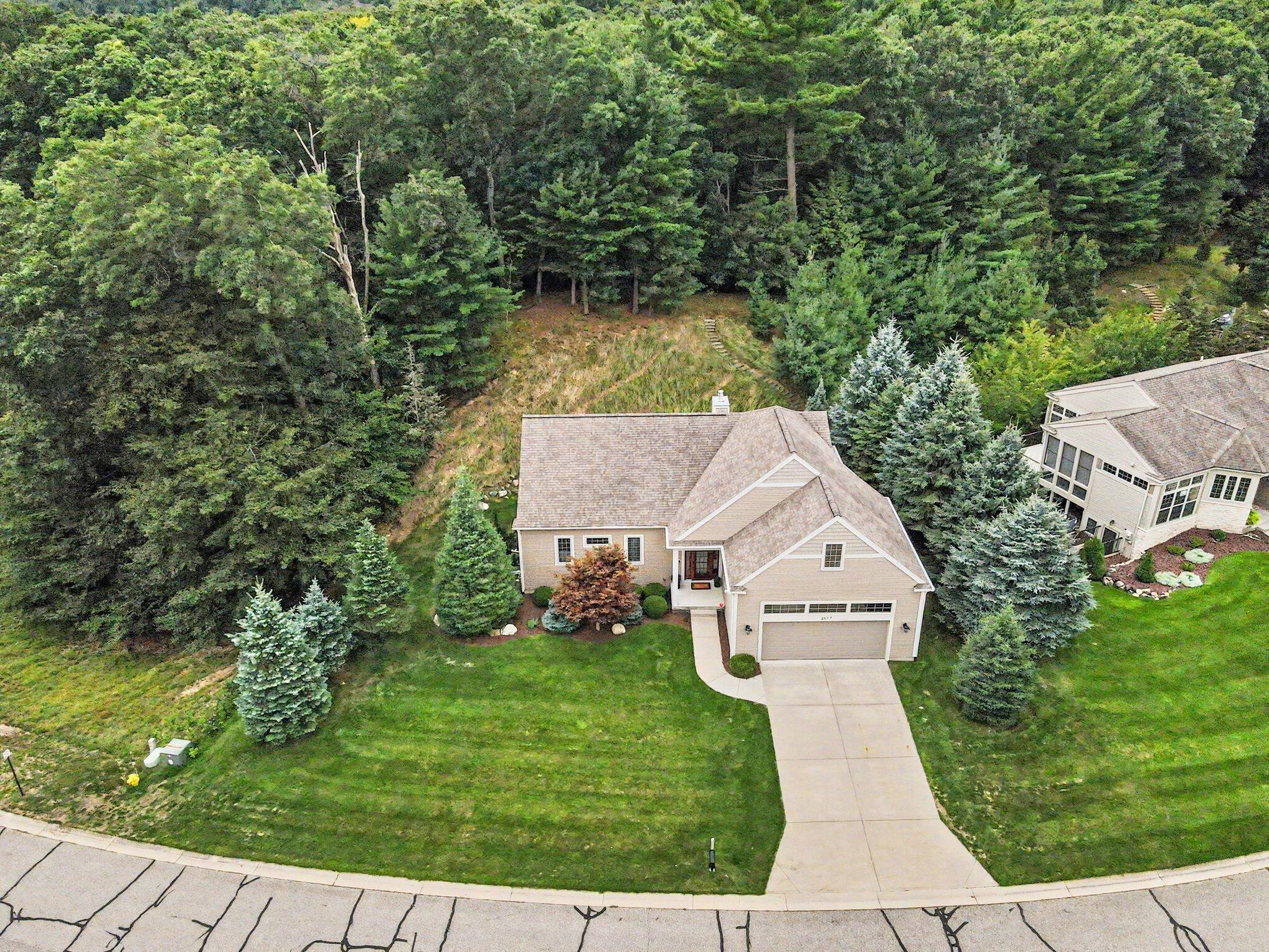 2077 W Glen Court Norton Shores MI 49441