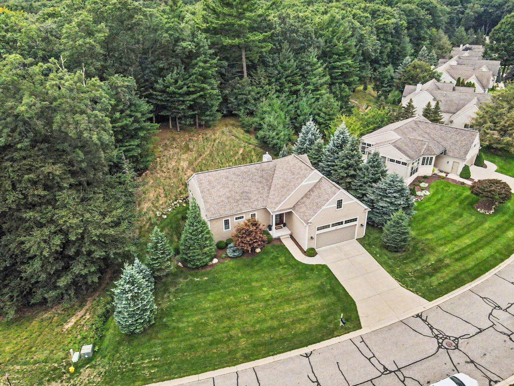 2077 W Glen Court Norton Shores MI 49441