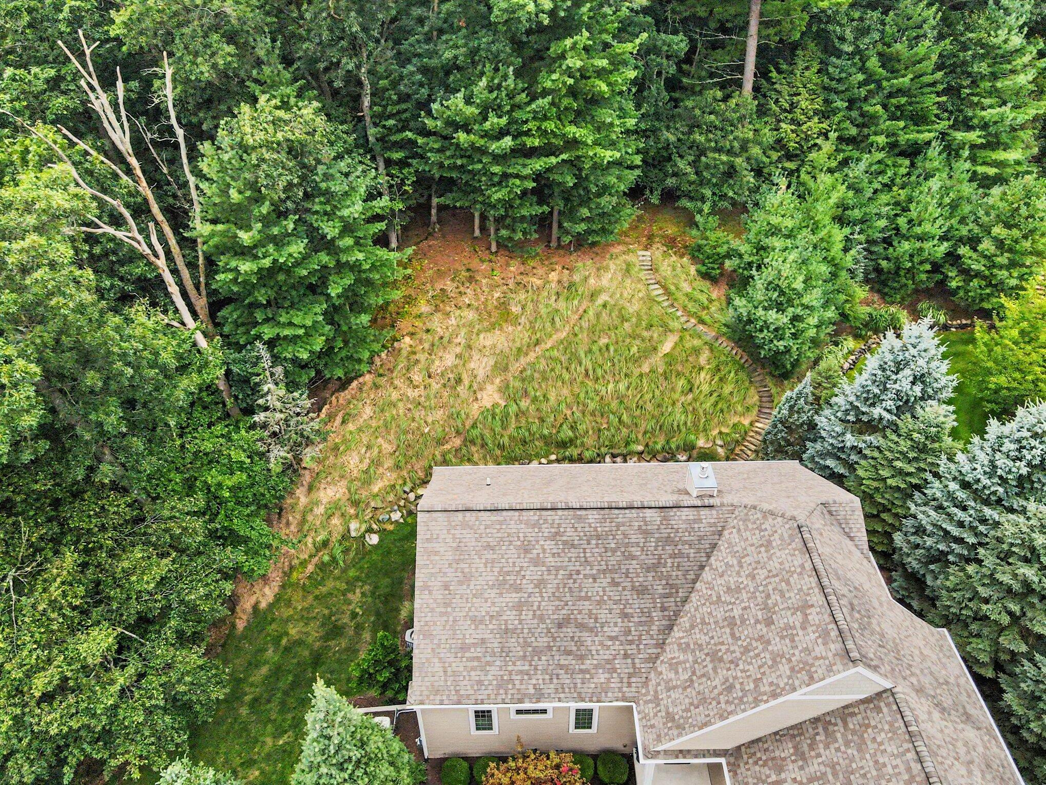 2077 W Glen Court Norton Shores MI 49441